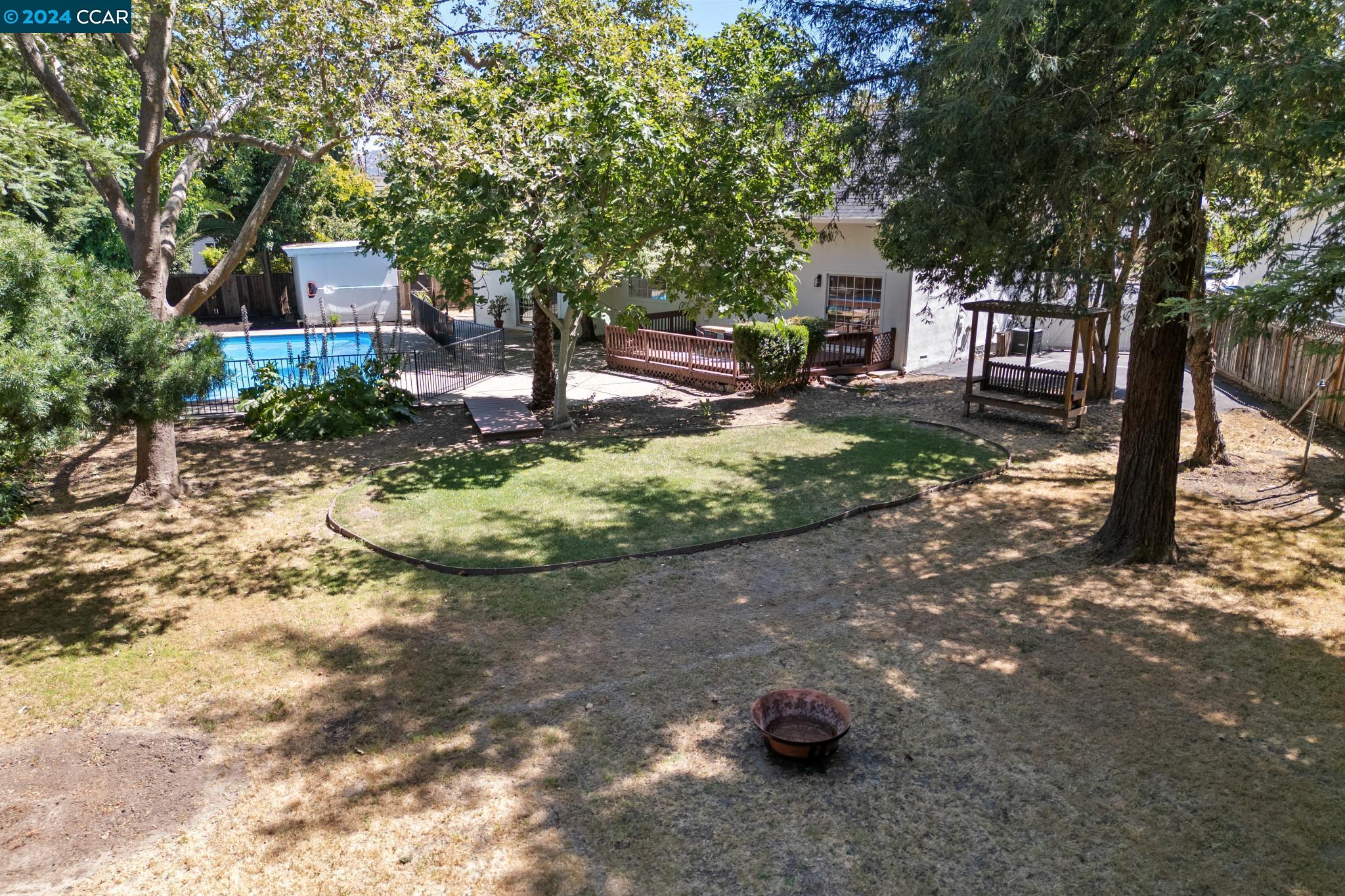 952 Nuala Ct
