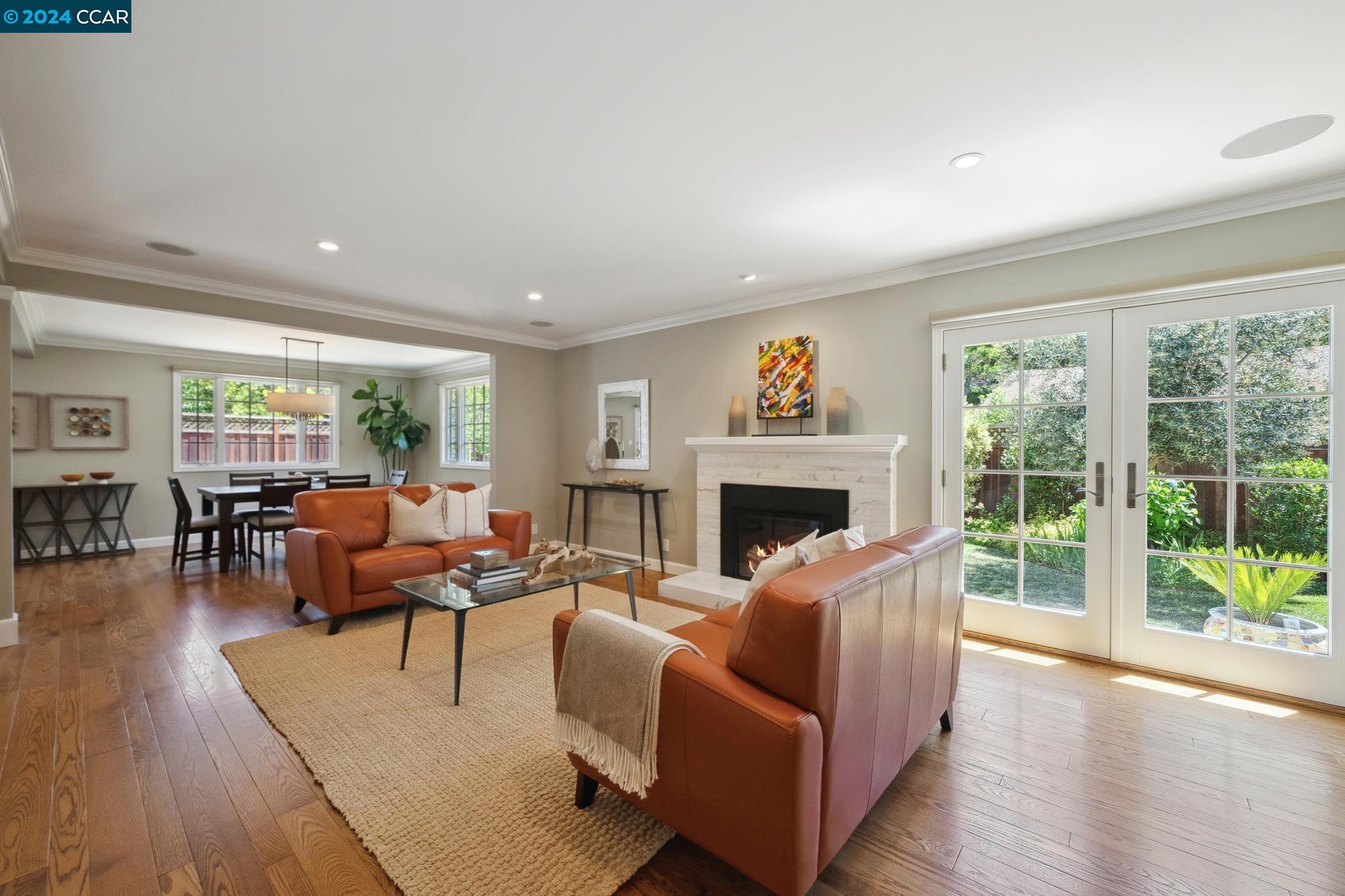 17 Hammond Pl
