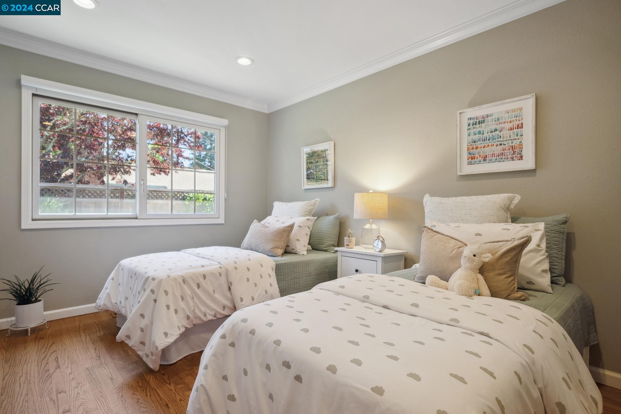 17 Hammond Pl