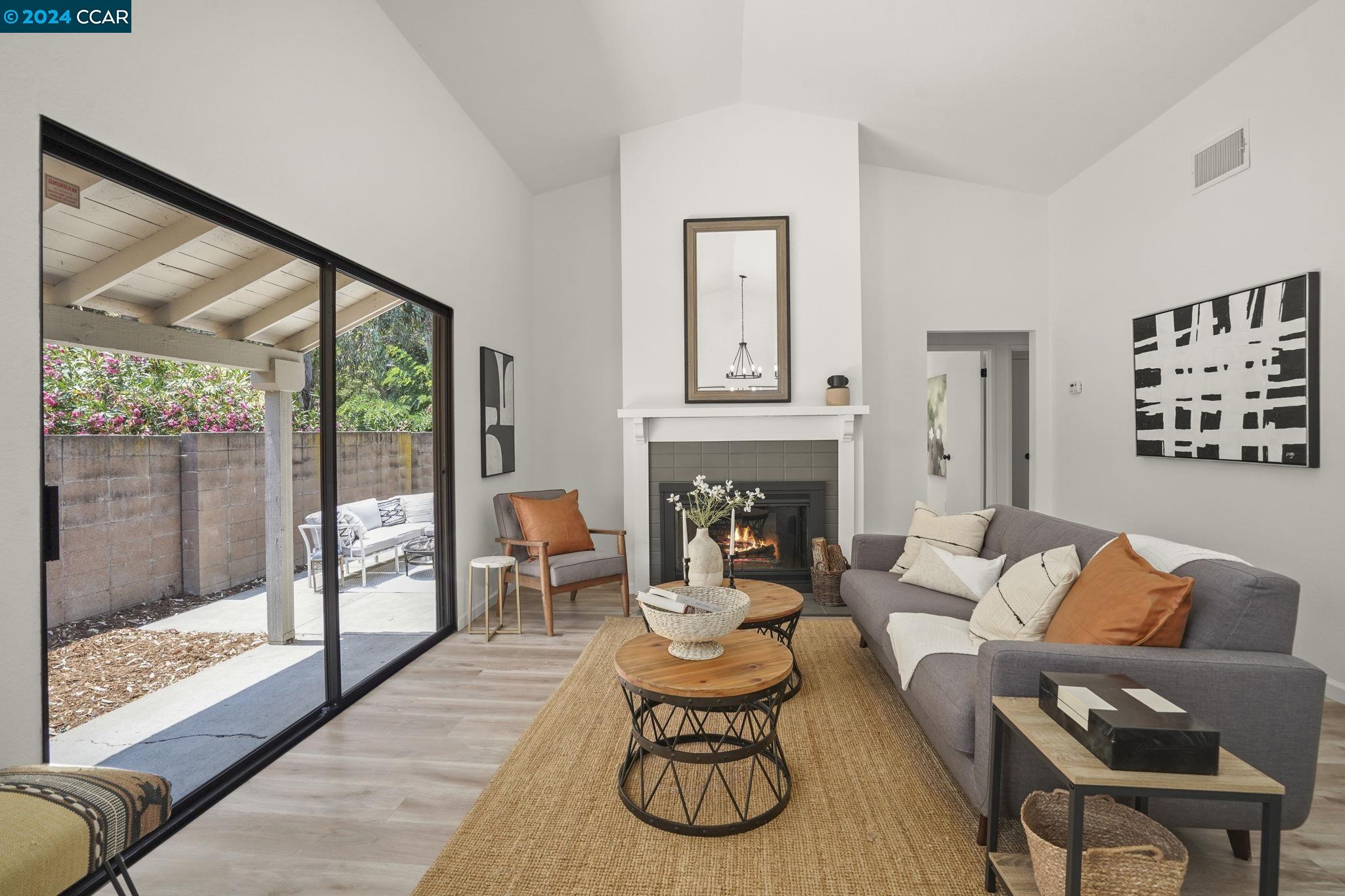 193 Mesa Ct