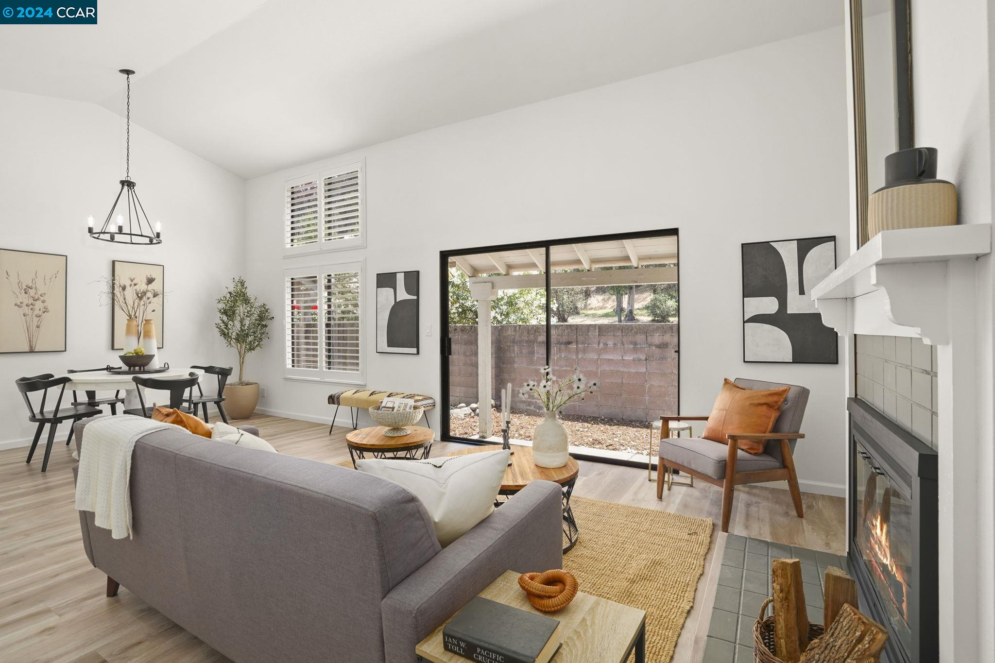 193 Mesa Ct