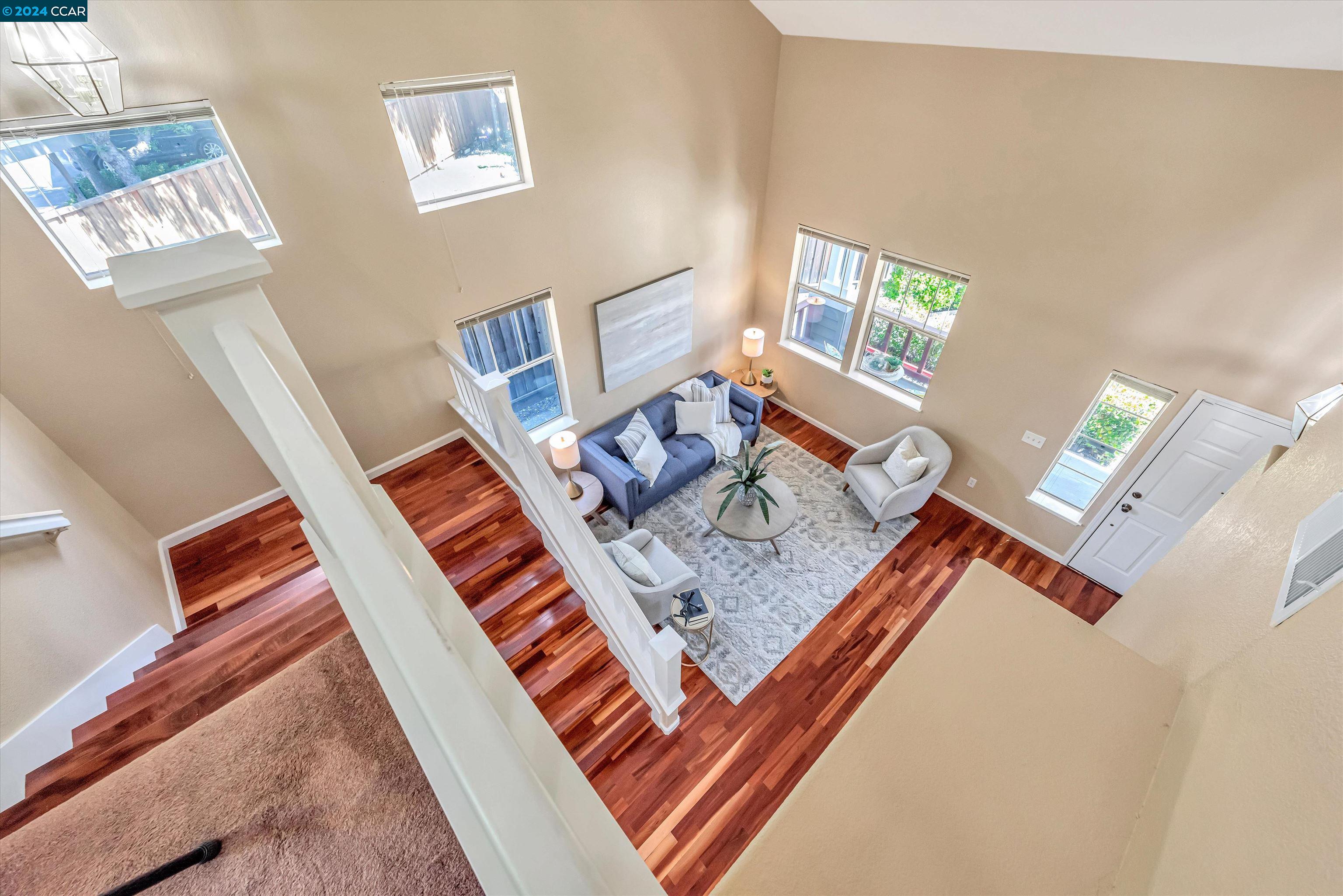 93 Elmwood Dr