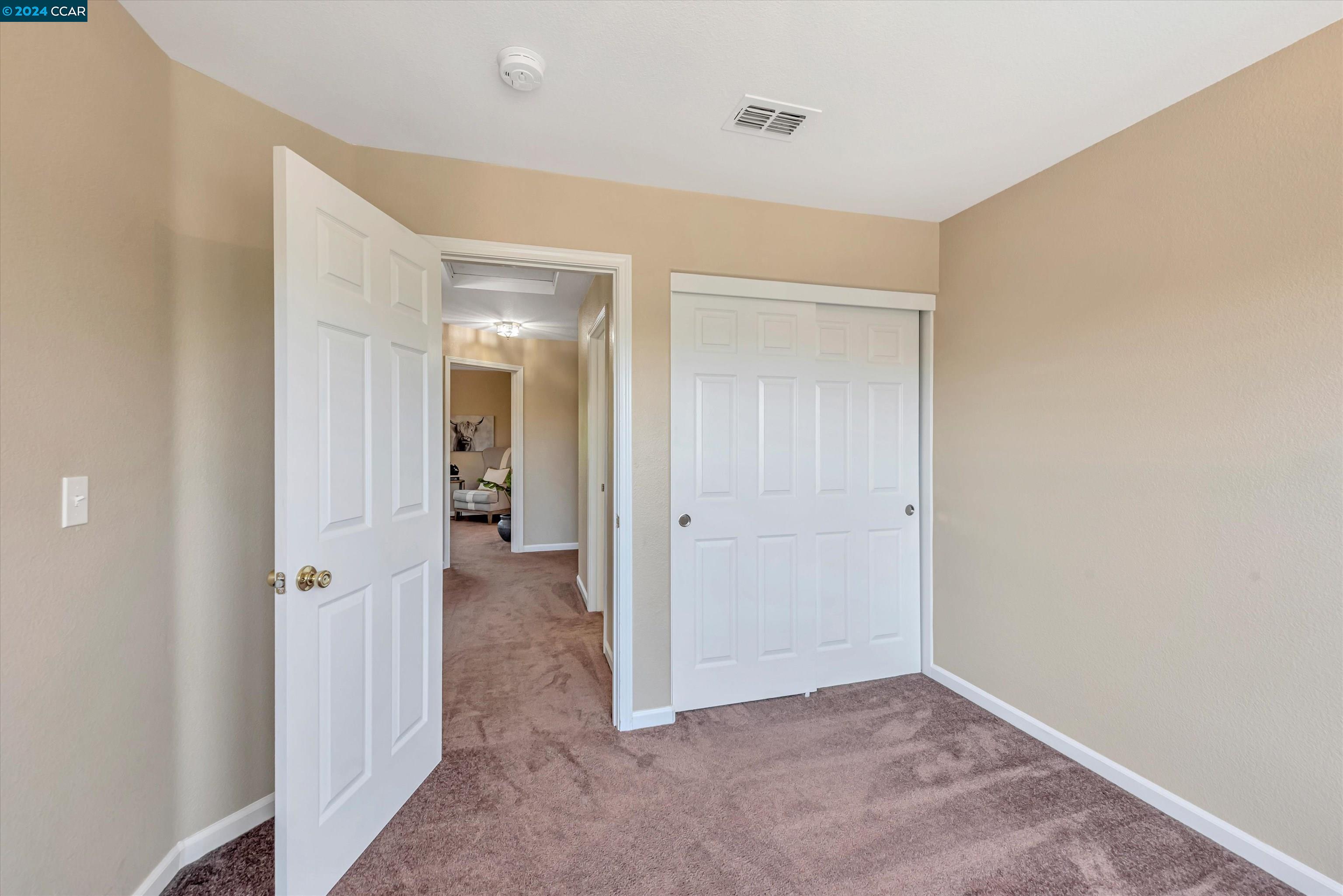 93 Elmwood Dr