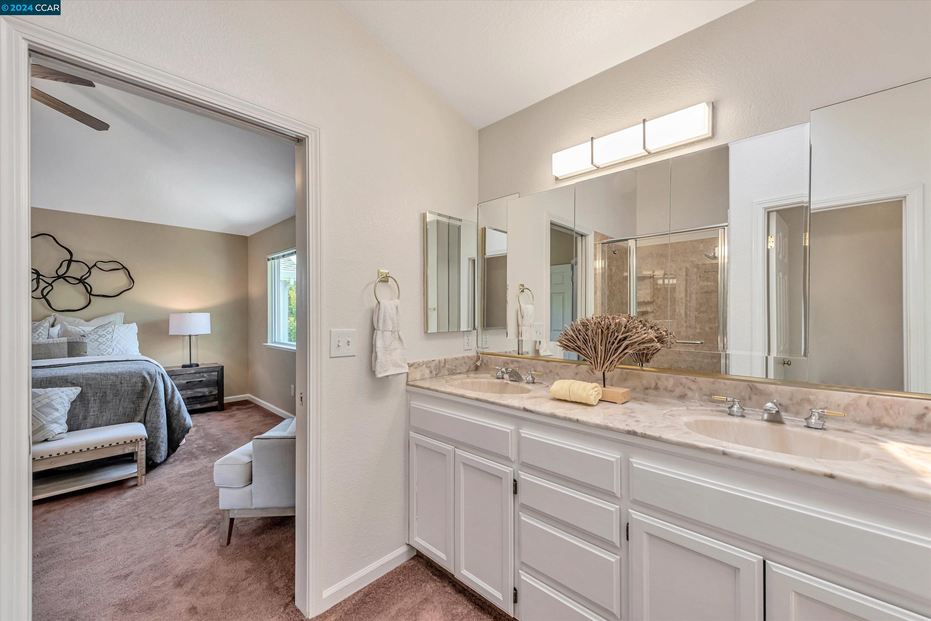 93 Elmwood Dr