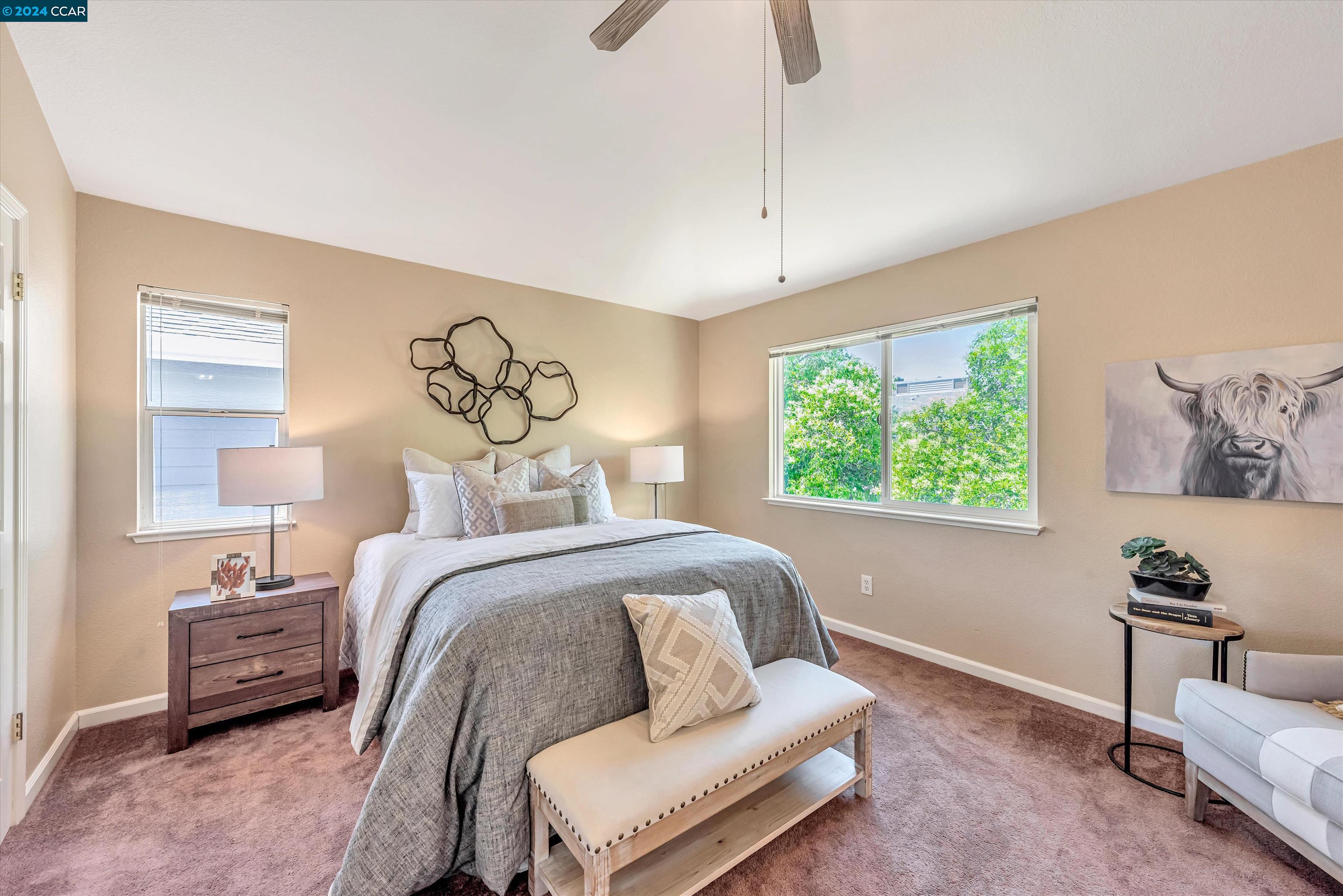 93 Elmwood Dr