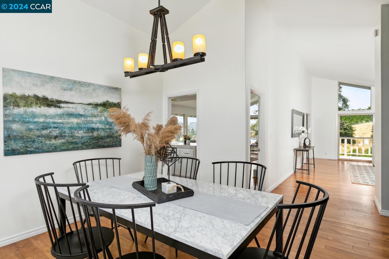 451 Fernwood Dr
