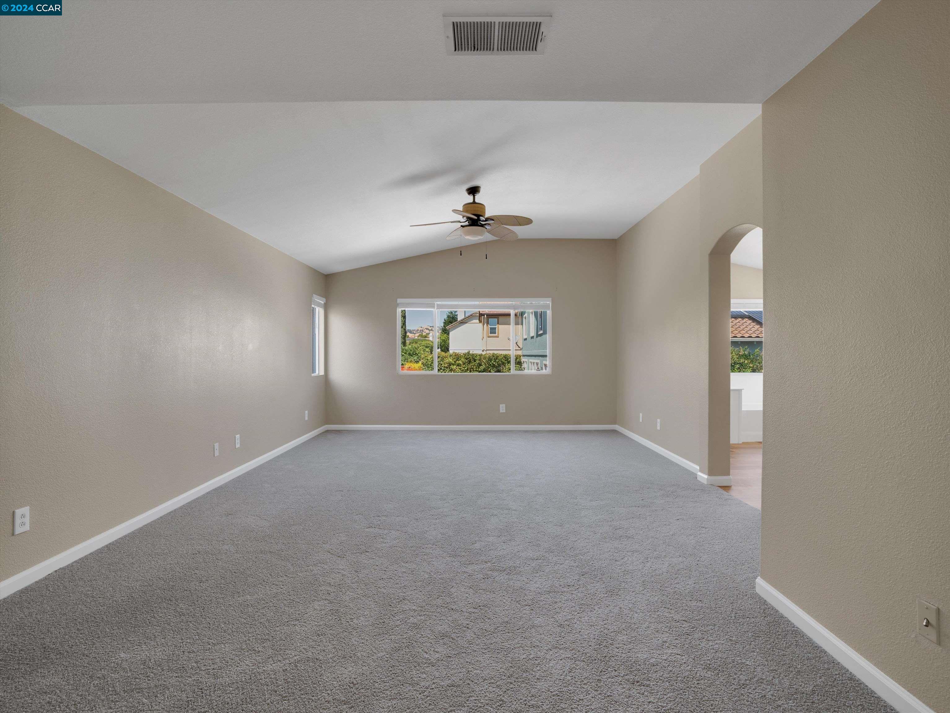 2472 Silveria Way