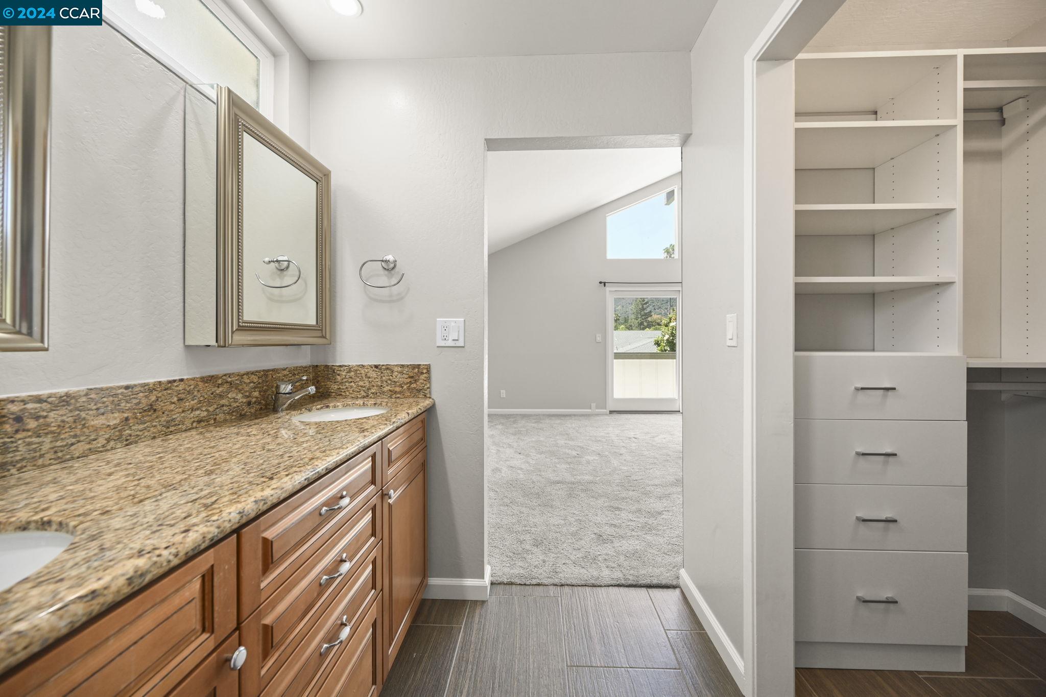 203 Mt Wilson Pl