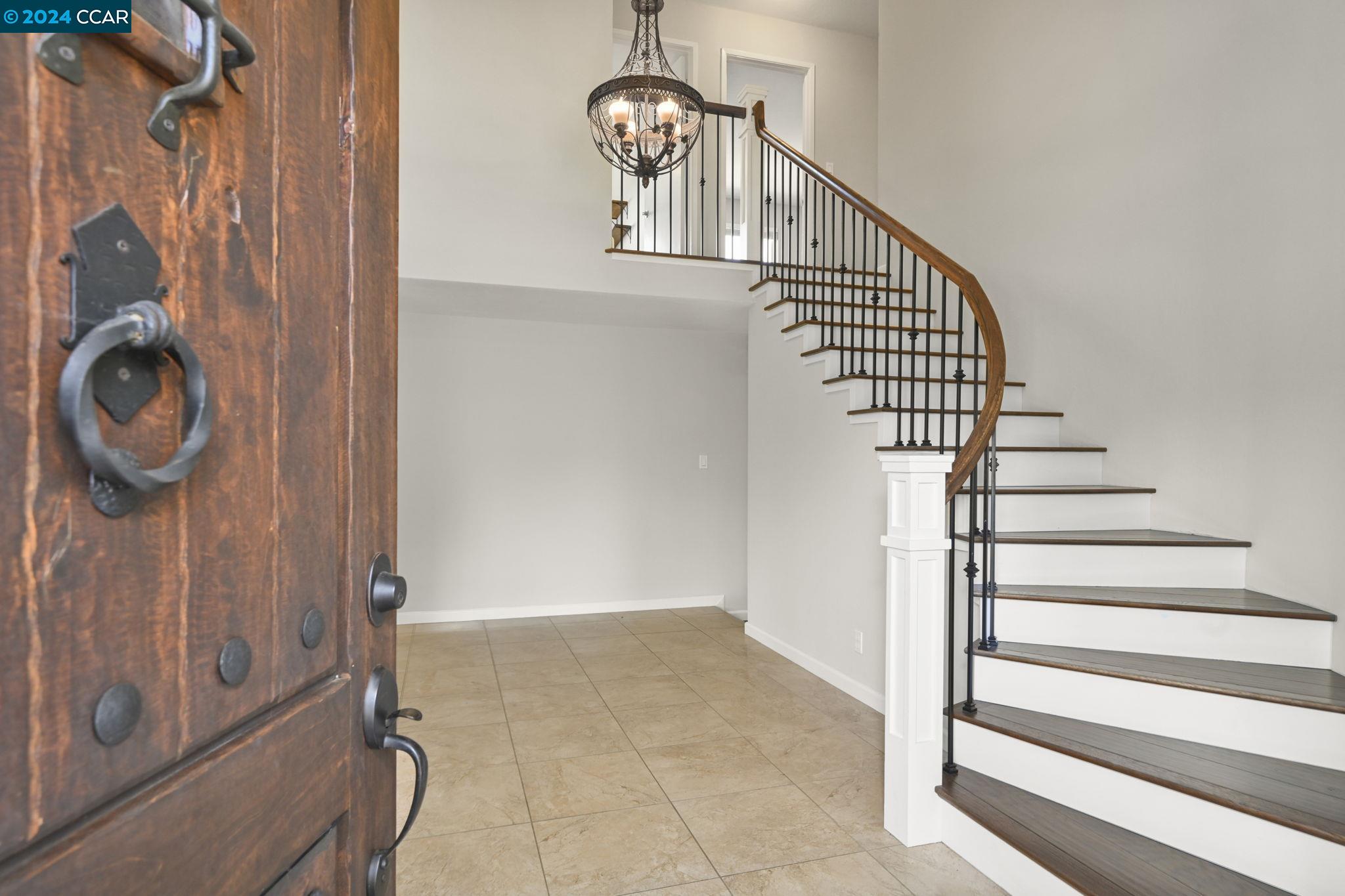 203 Mt Wilson Pl