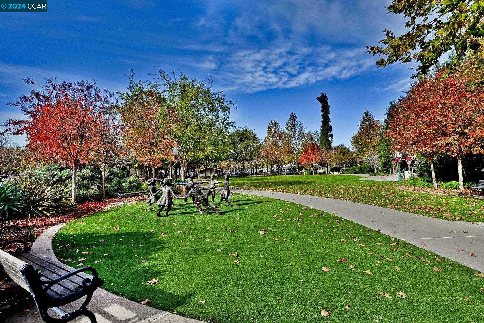 203 Mt Wilson Pl