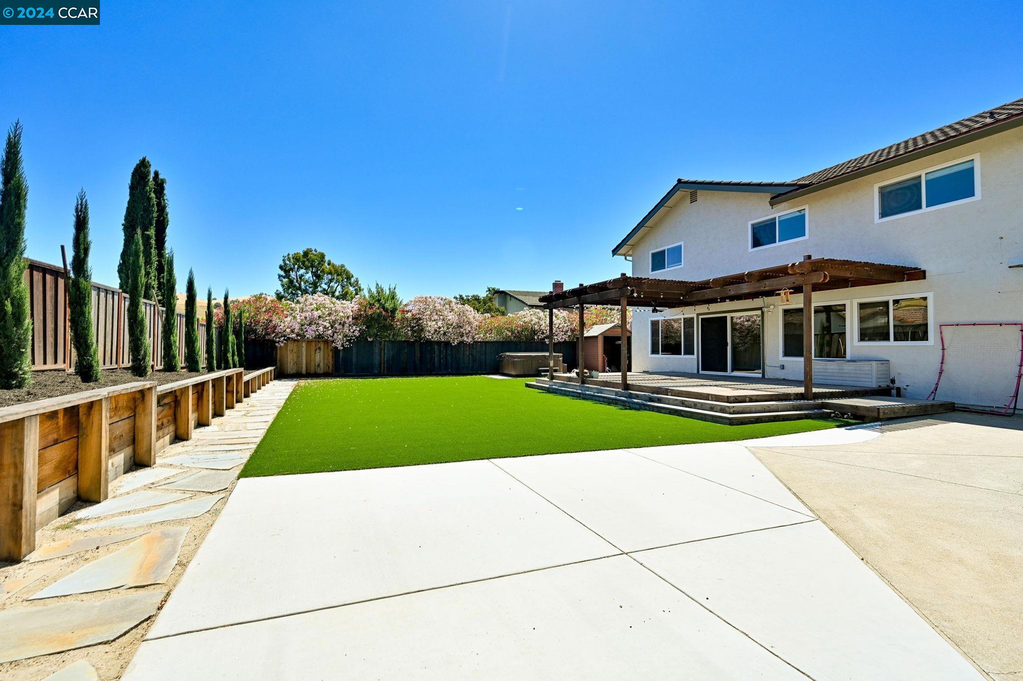 203 Mt Wilson Pl