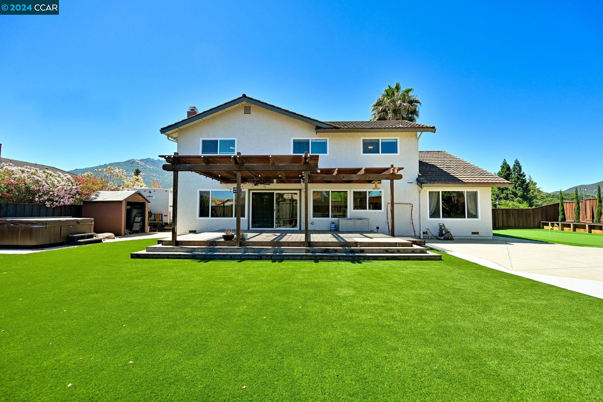 203 Mt Wilson Pl