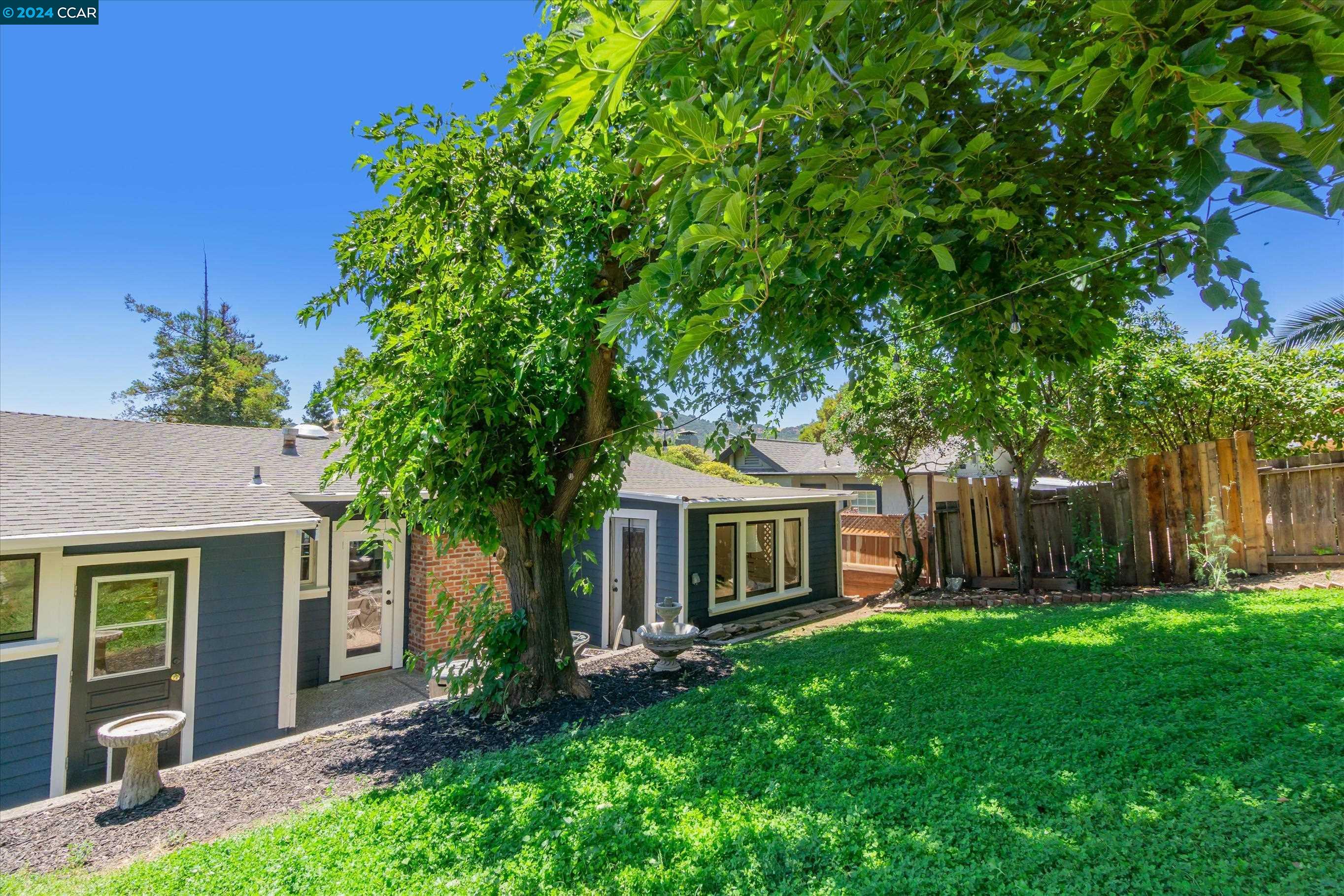 1465 Pacheco Blvd
