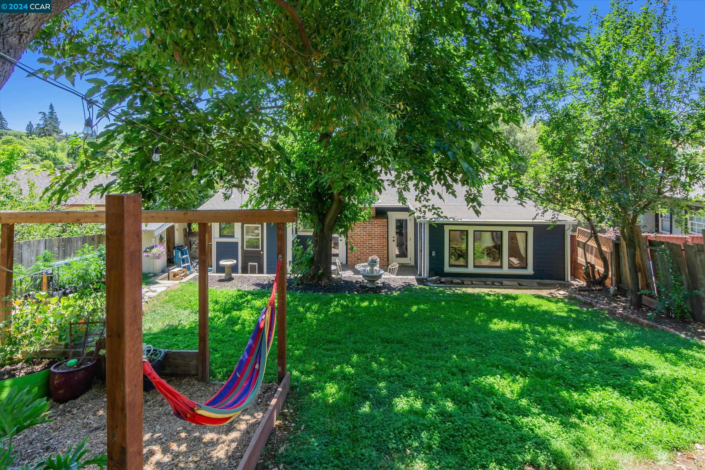 1465 Pacheco Blvd