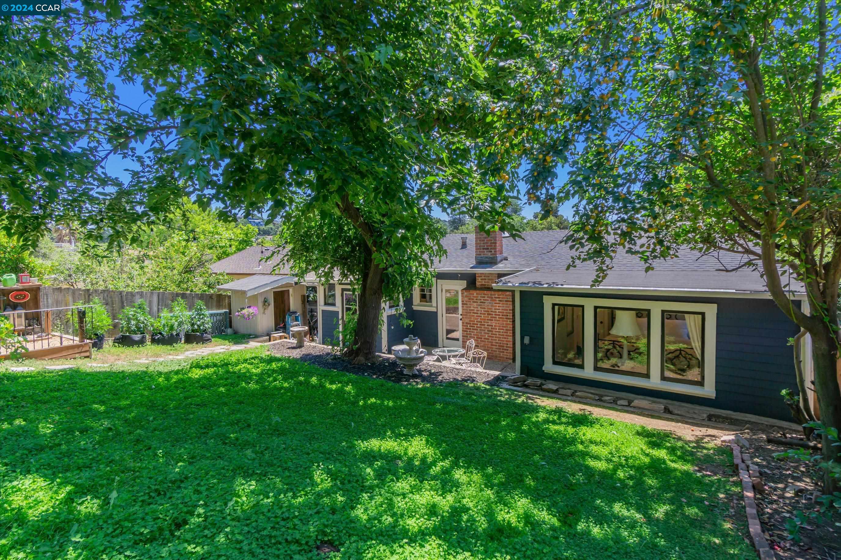 1465 Pacheco Blvd