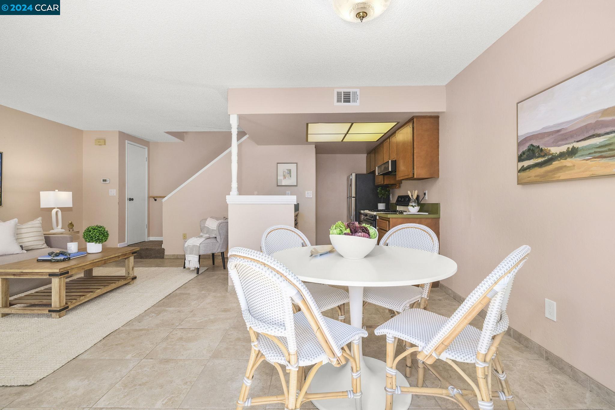 809 Villa Lane # 3