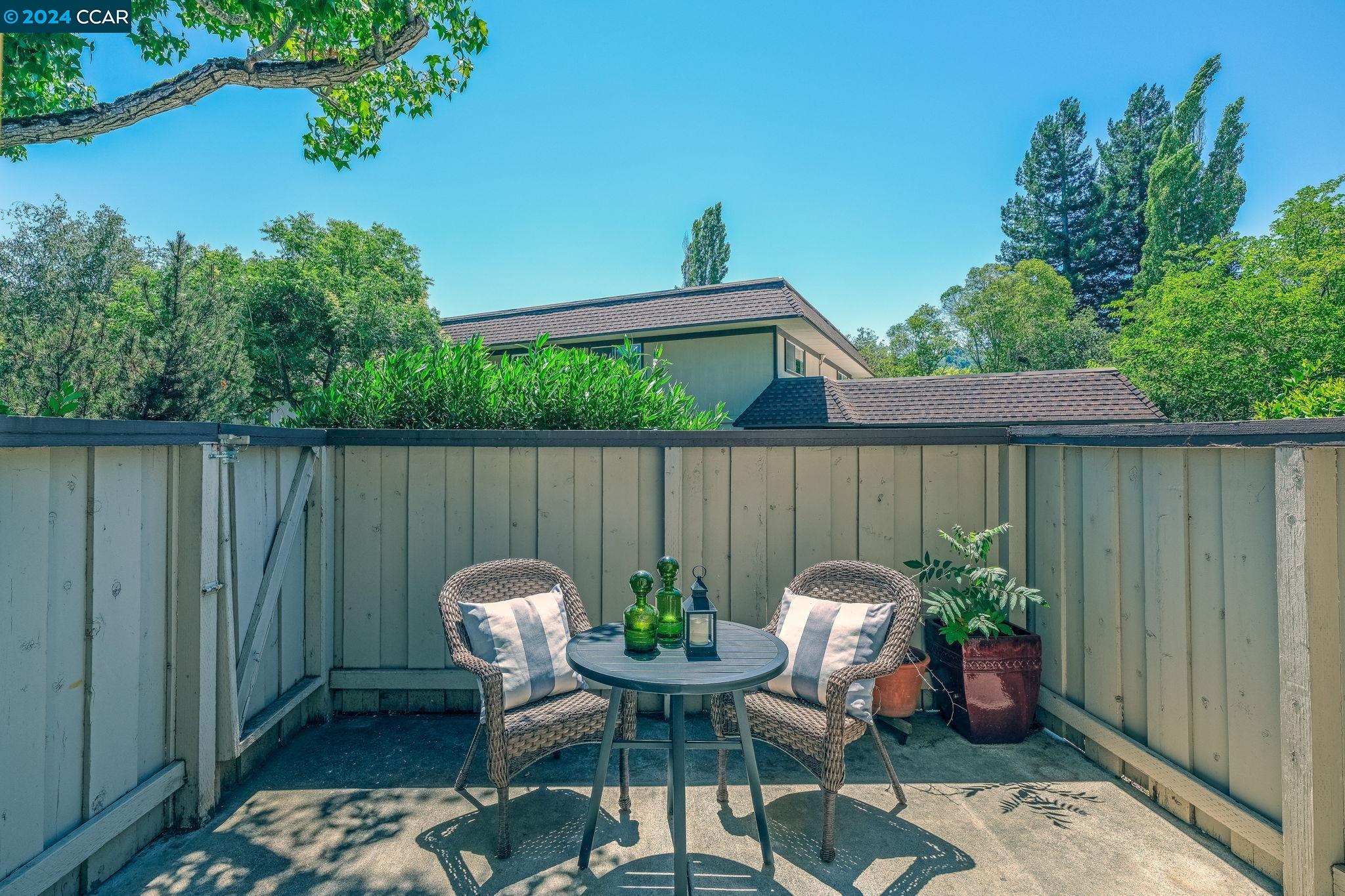 809 Villa Lane # 3