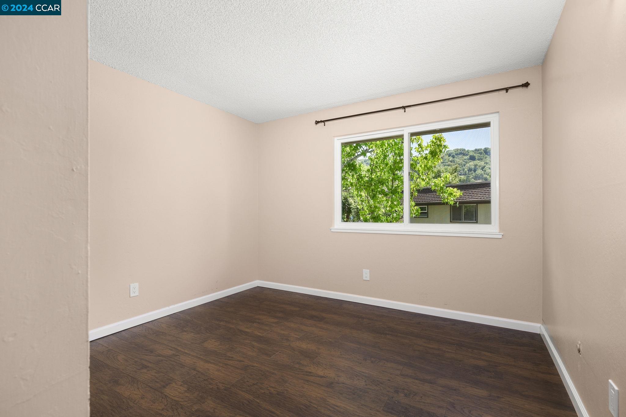 809 Villa Lane # 3