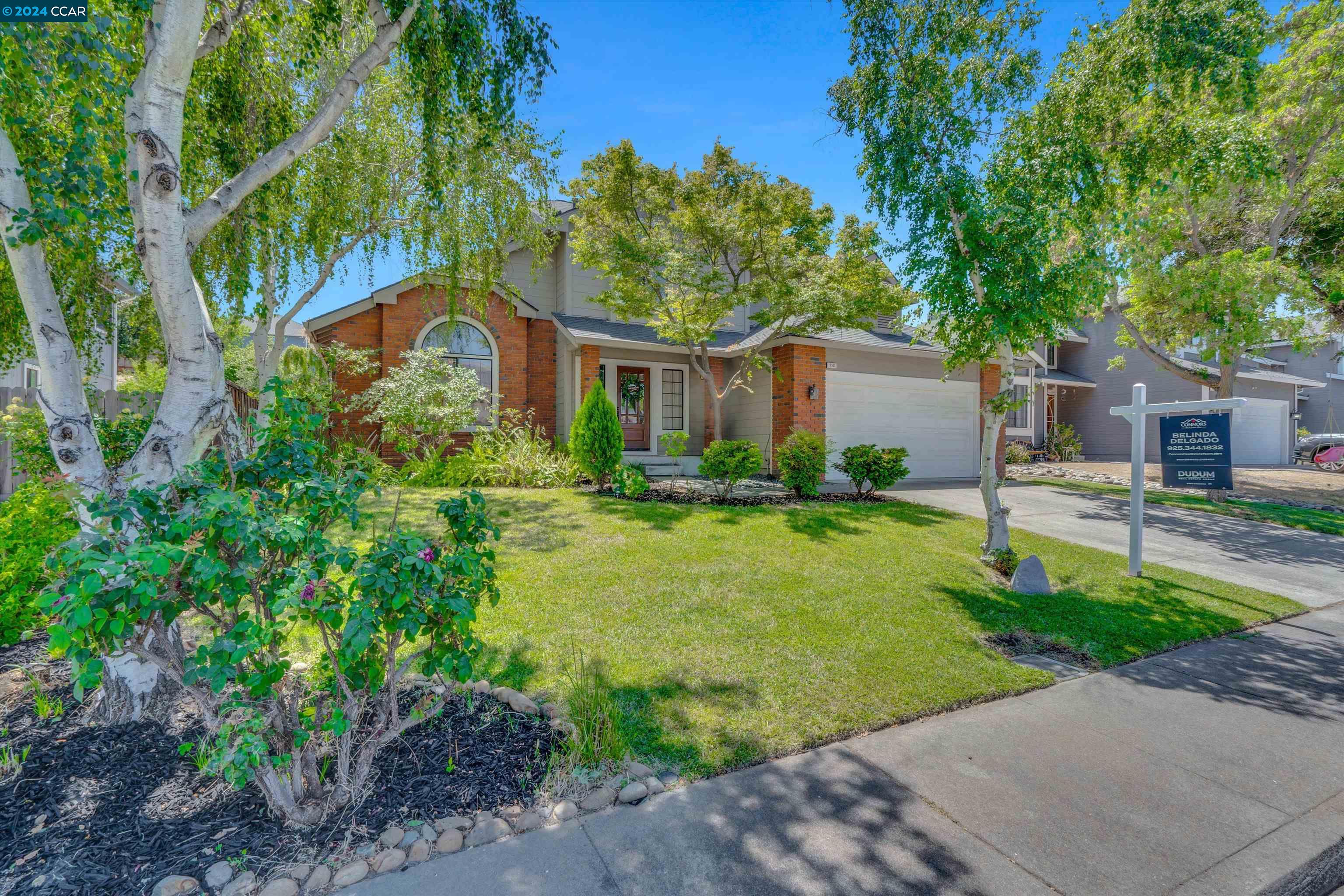 512 Bluerock Dr