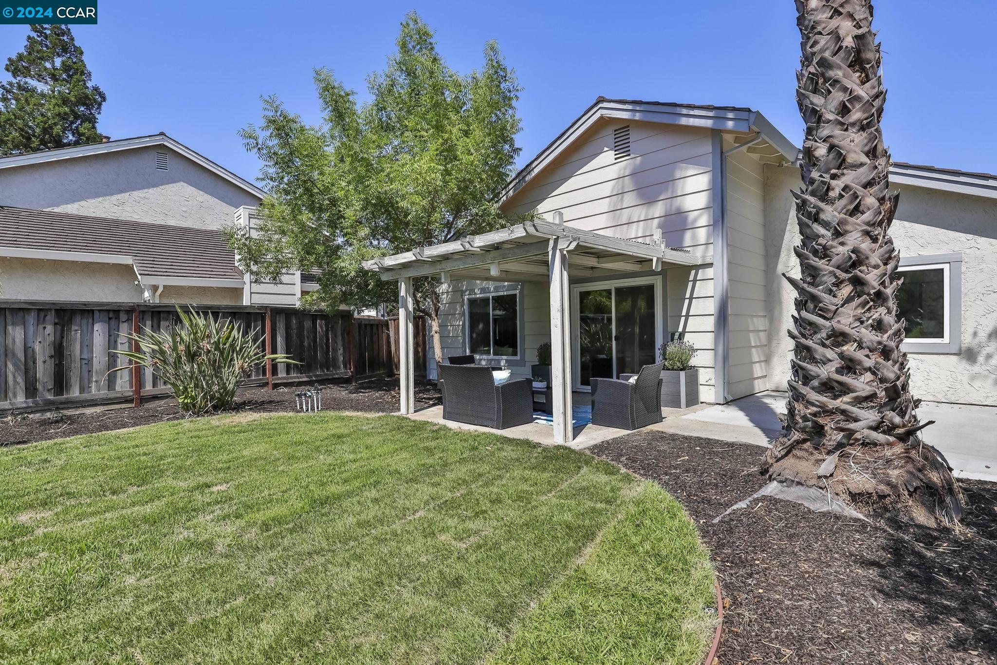 2127 Eastview Place