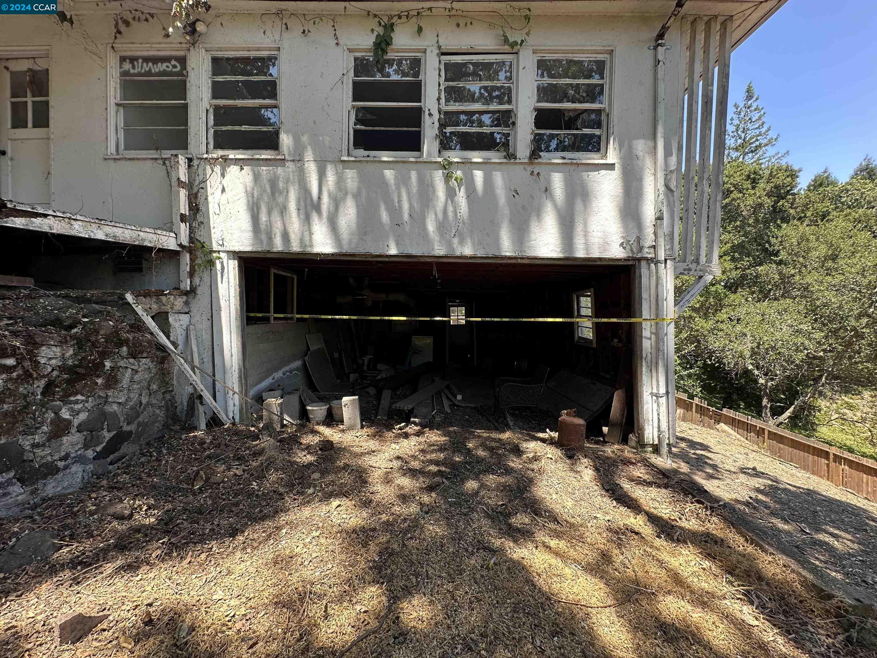 14 Los Altos Rd