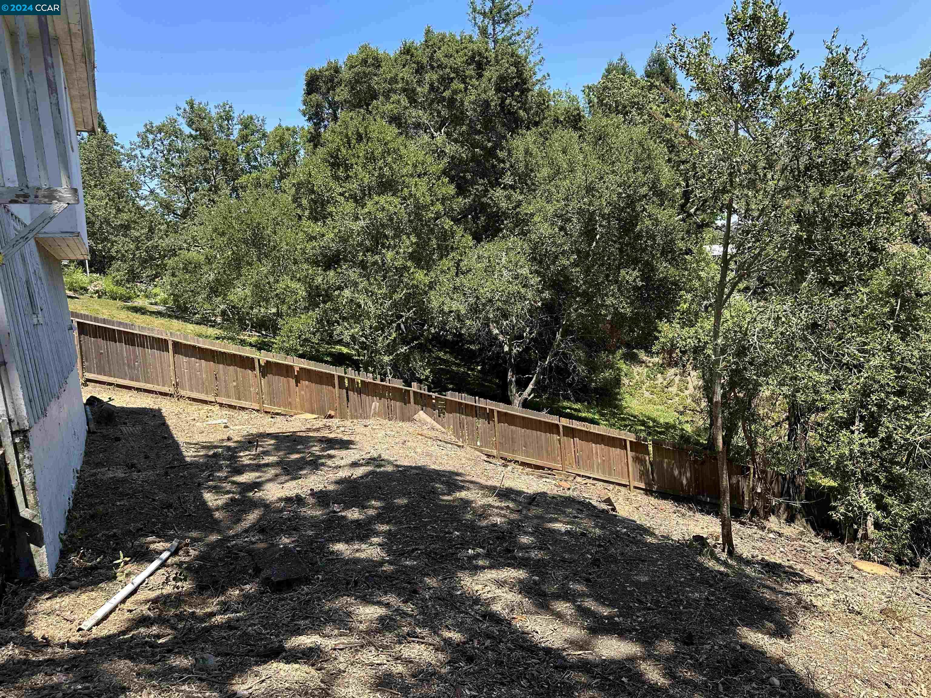 14 Los Altos Rd