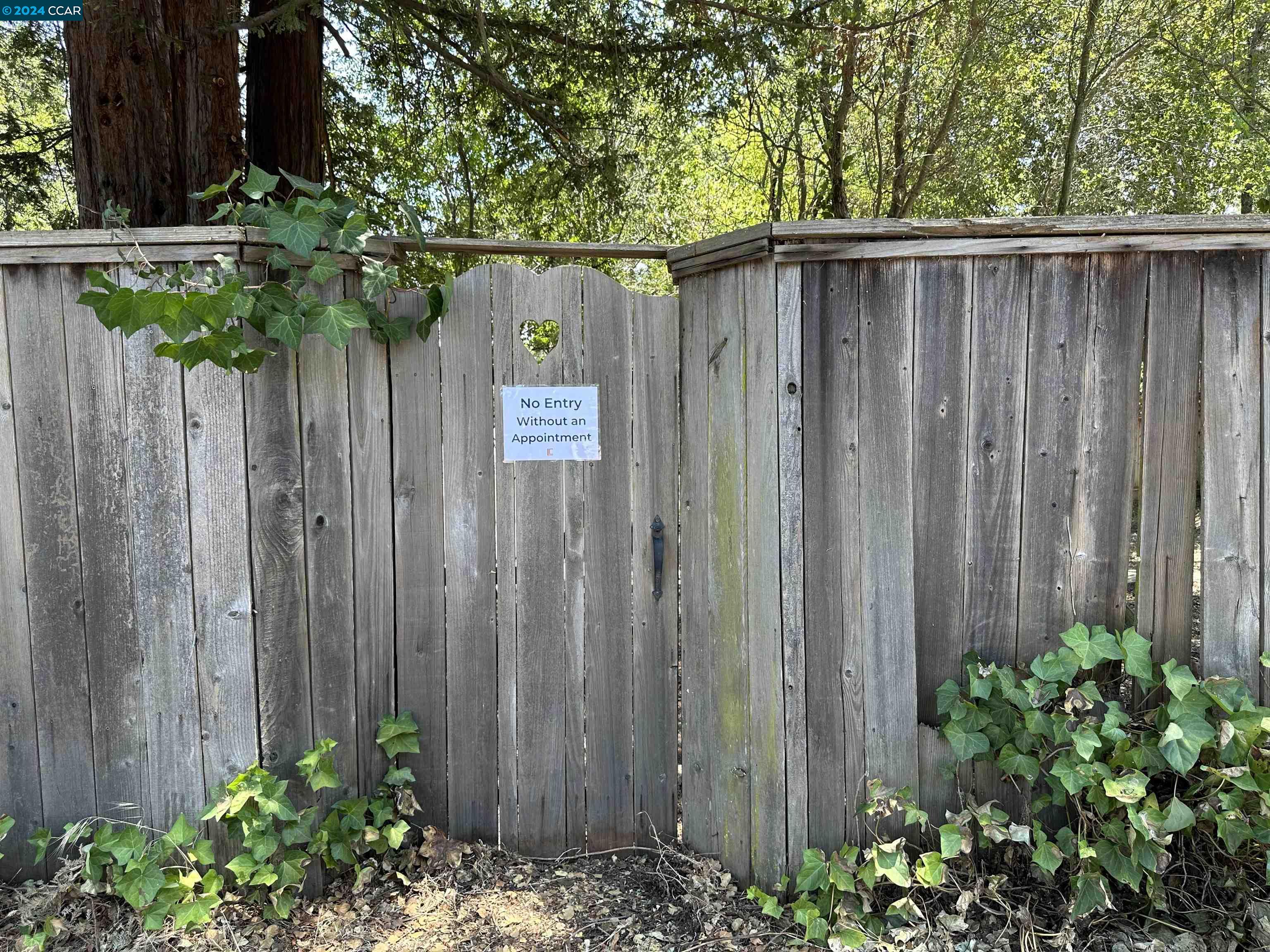 14 Los Altos Rd