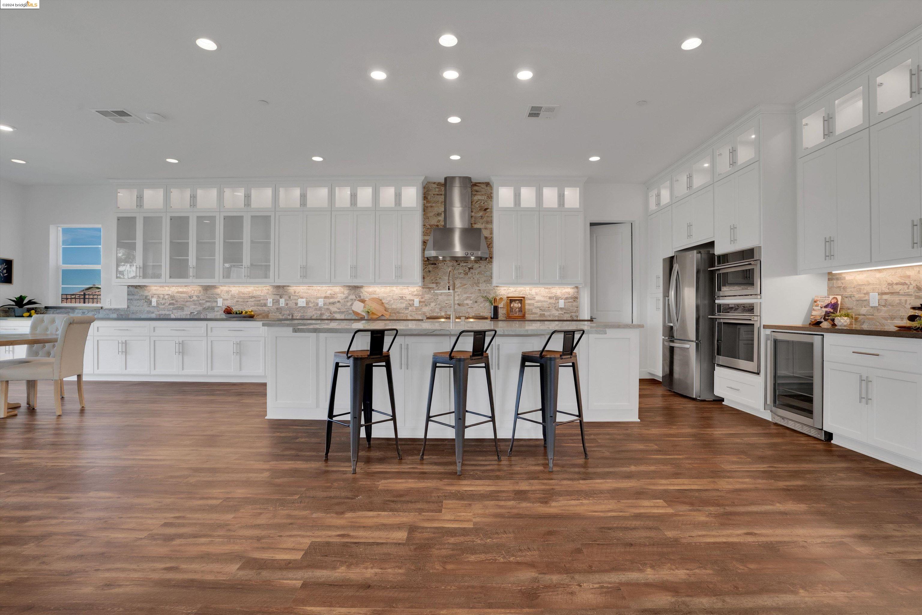 1613 Barrel Ct