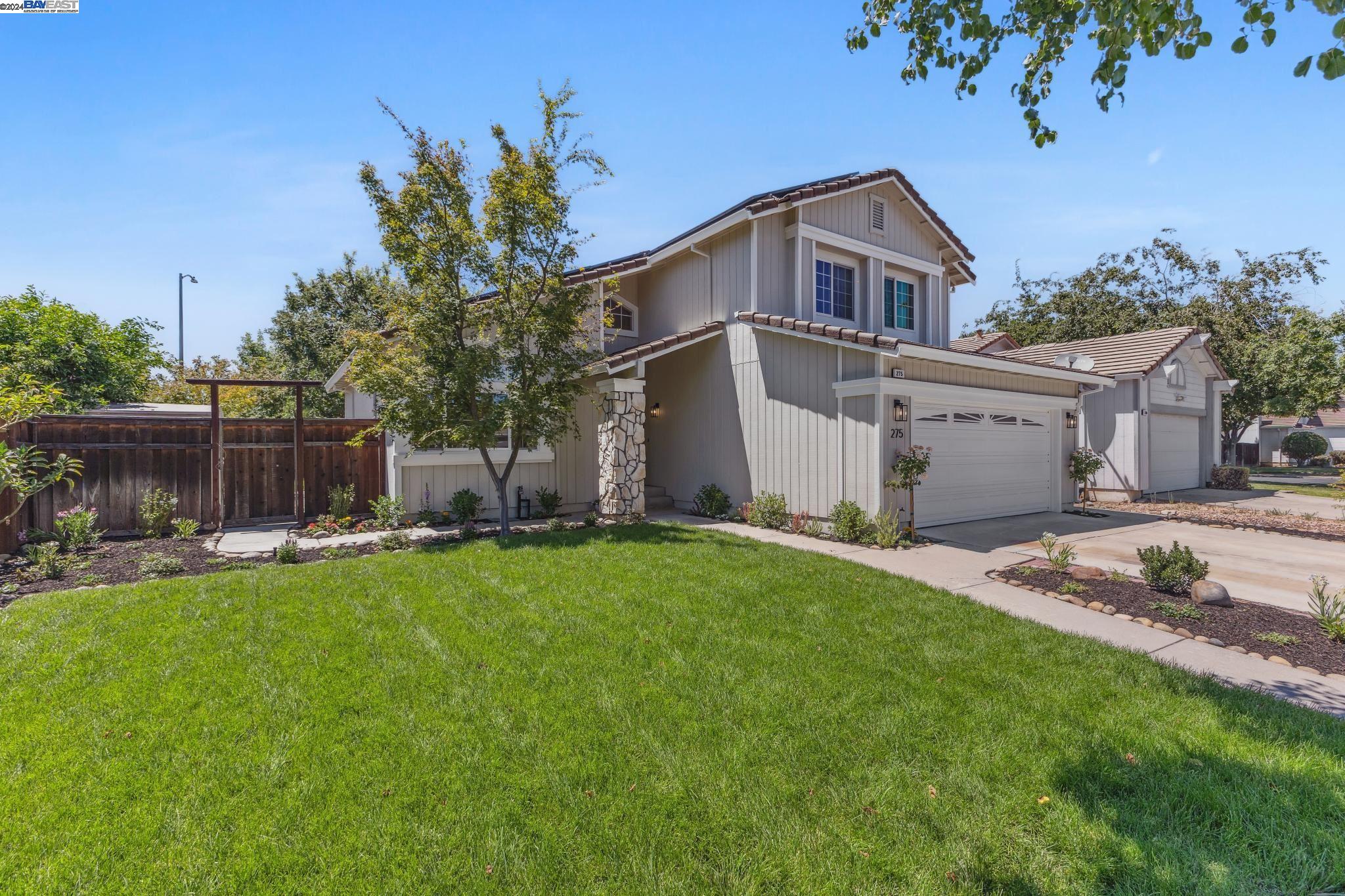 275 Essex Dr