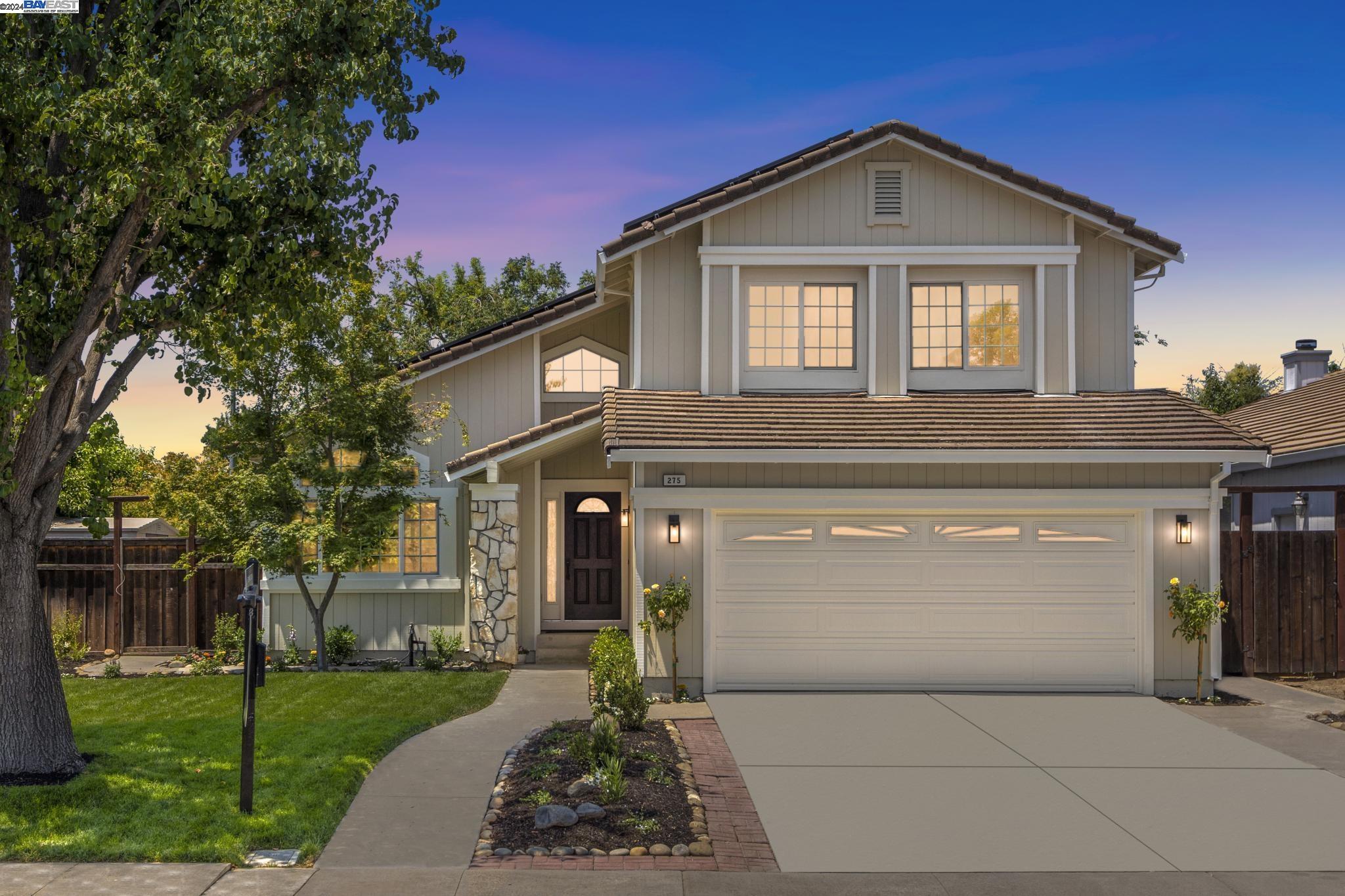 275 Essex Dr