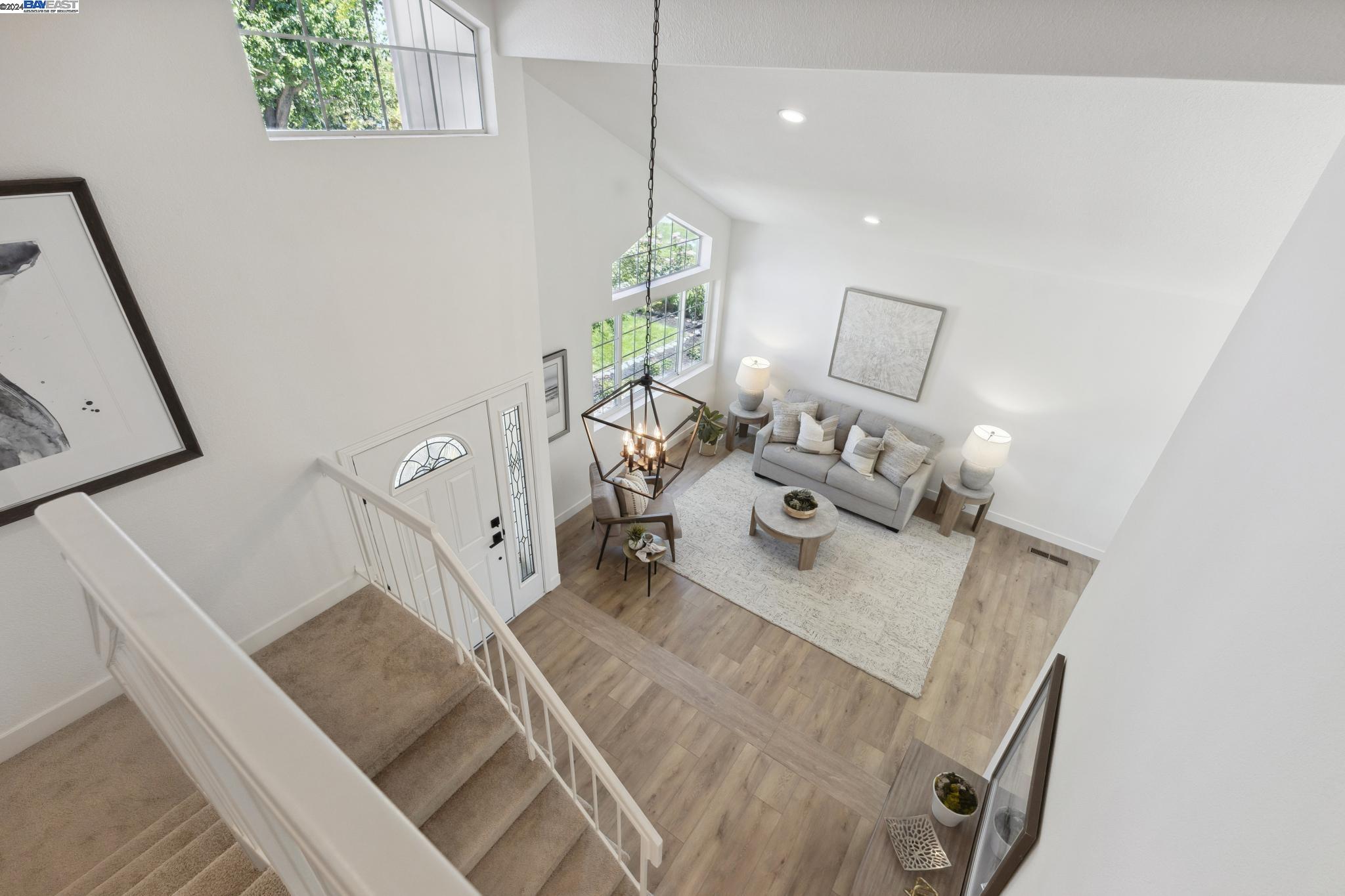 275 Essex Dr