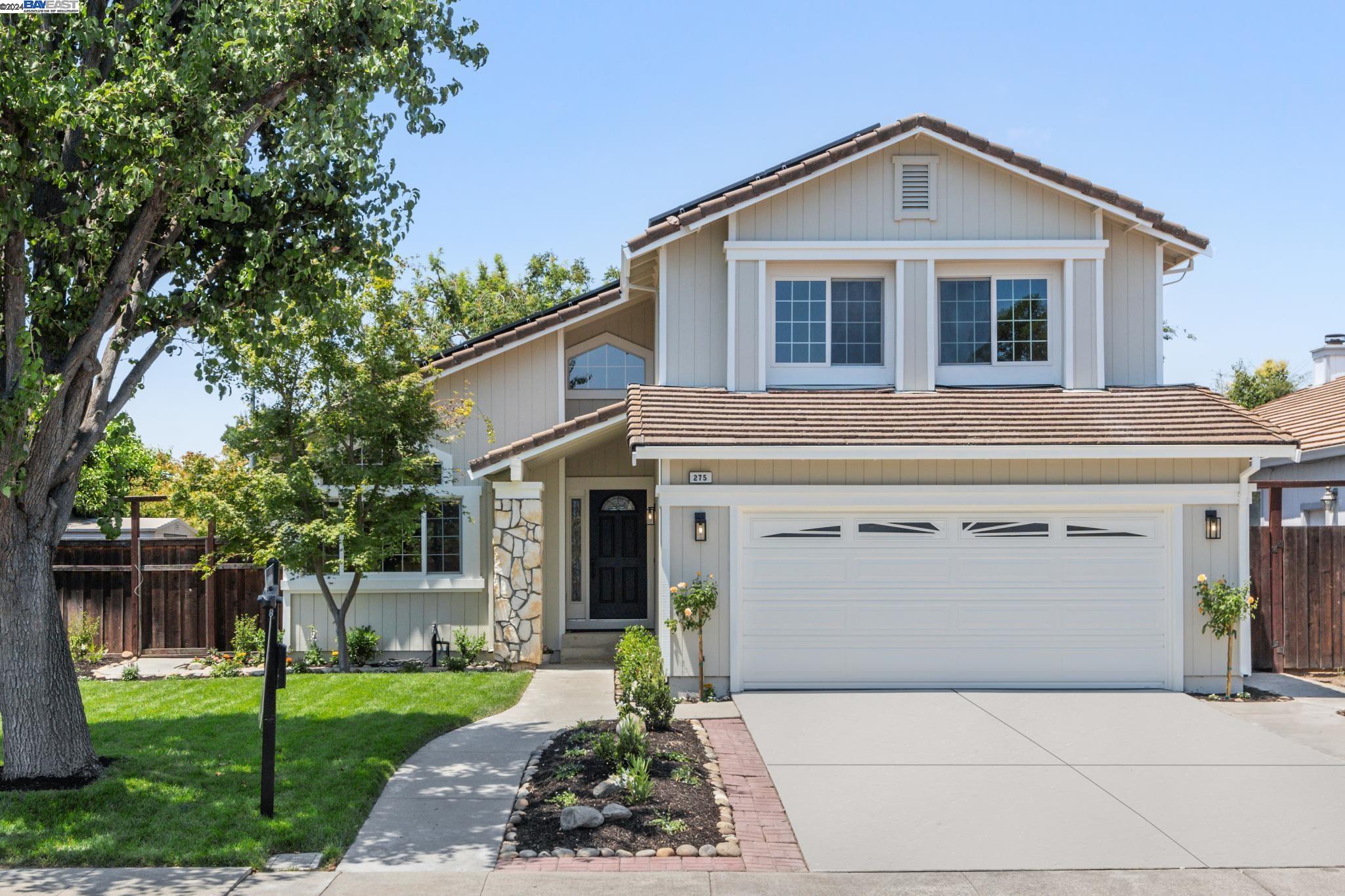 275 Essex Dr