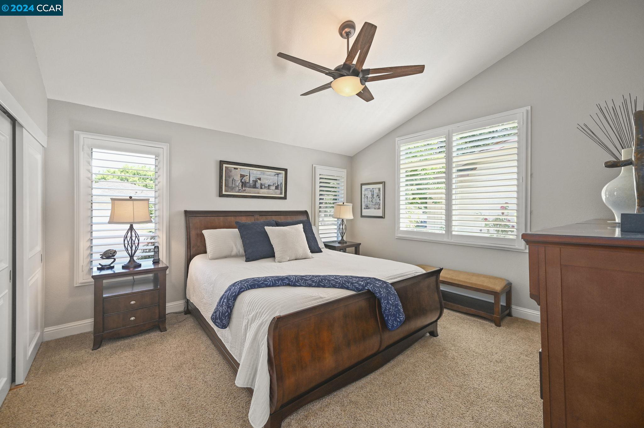 744 Paradise Valley Ct N.