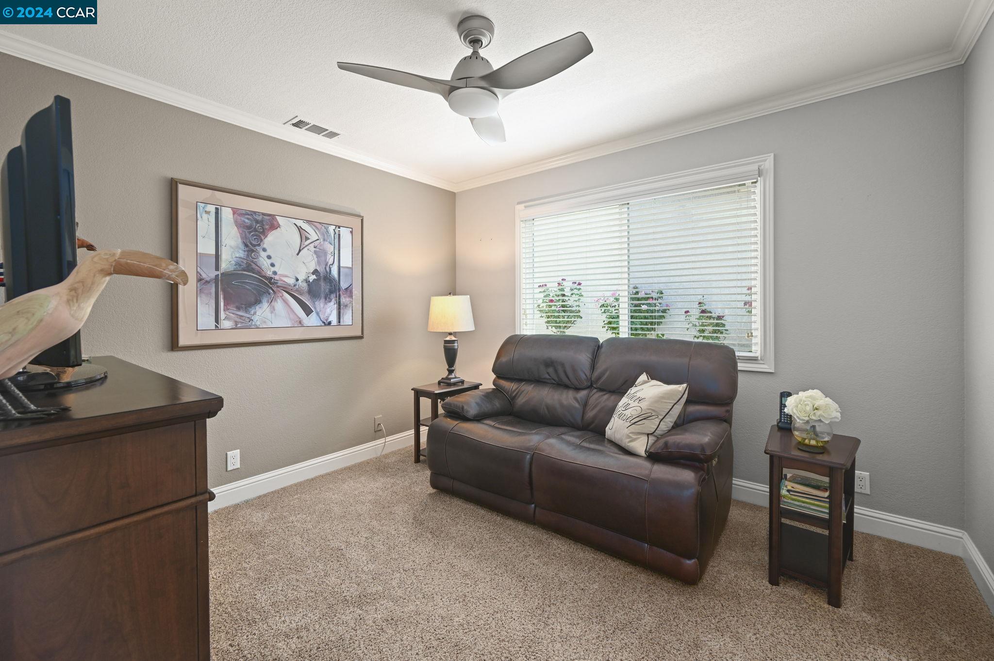 744 Paradise Valley Ct N.