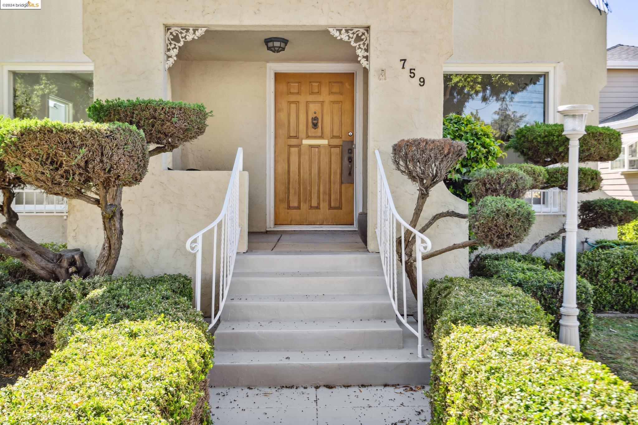 759 Saint Mary