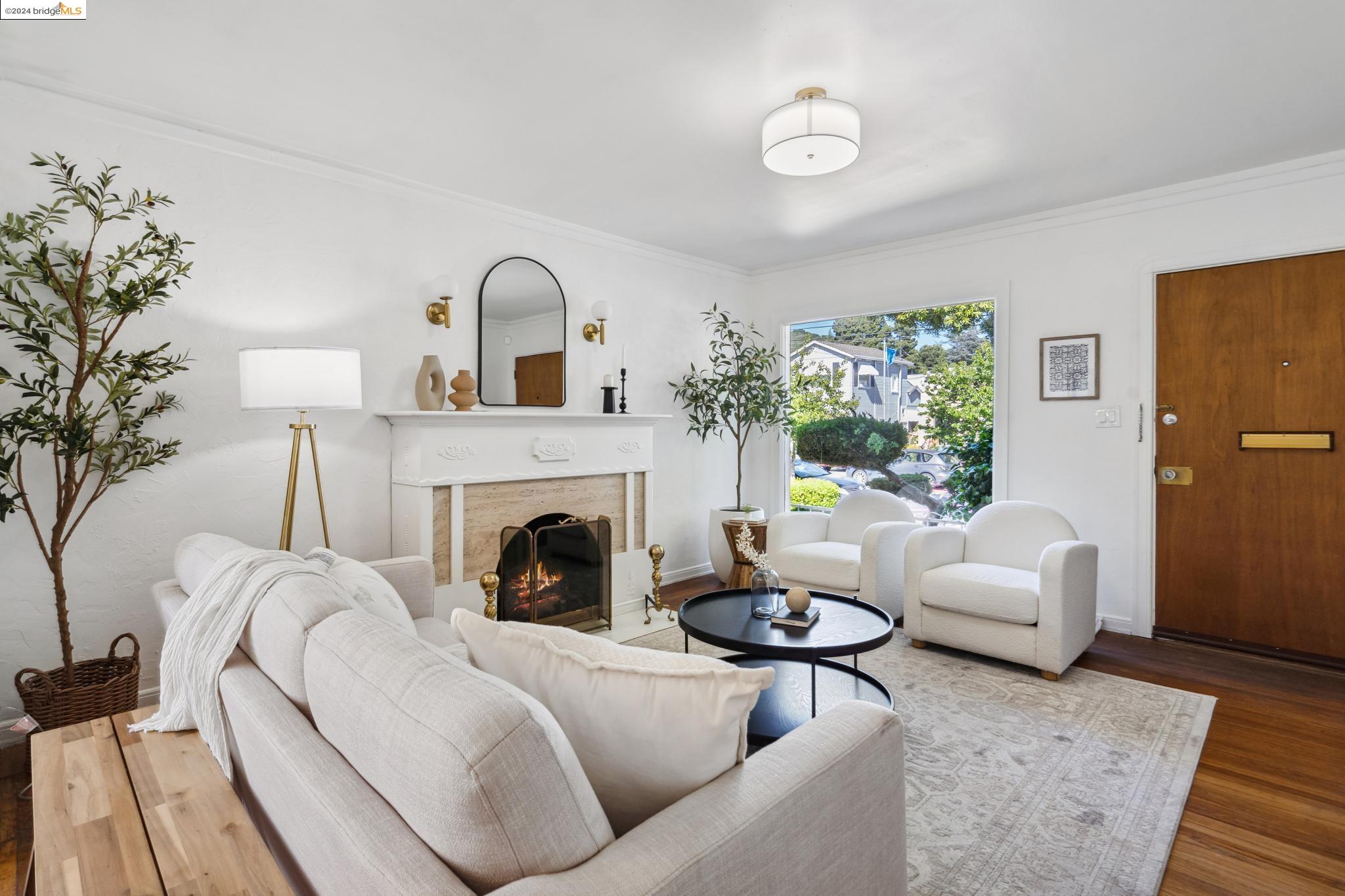 759 Saint Mary