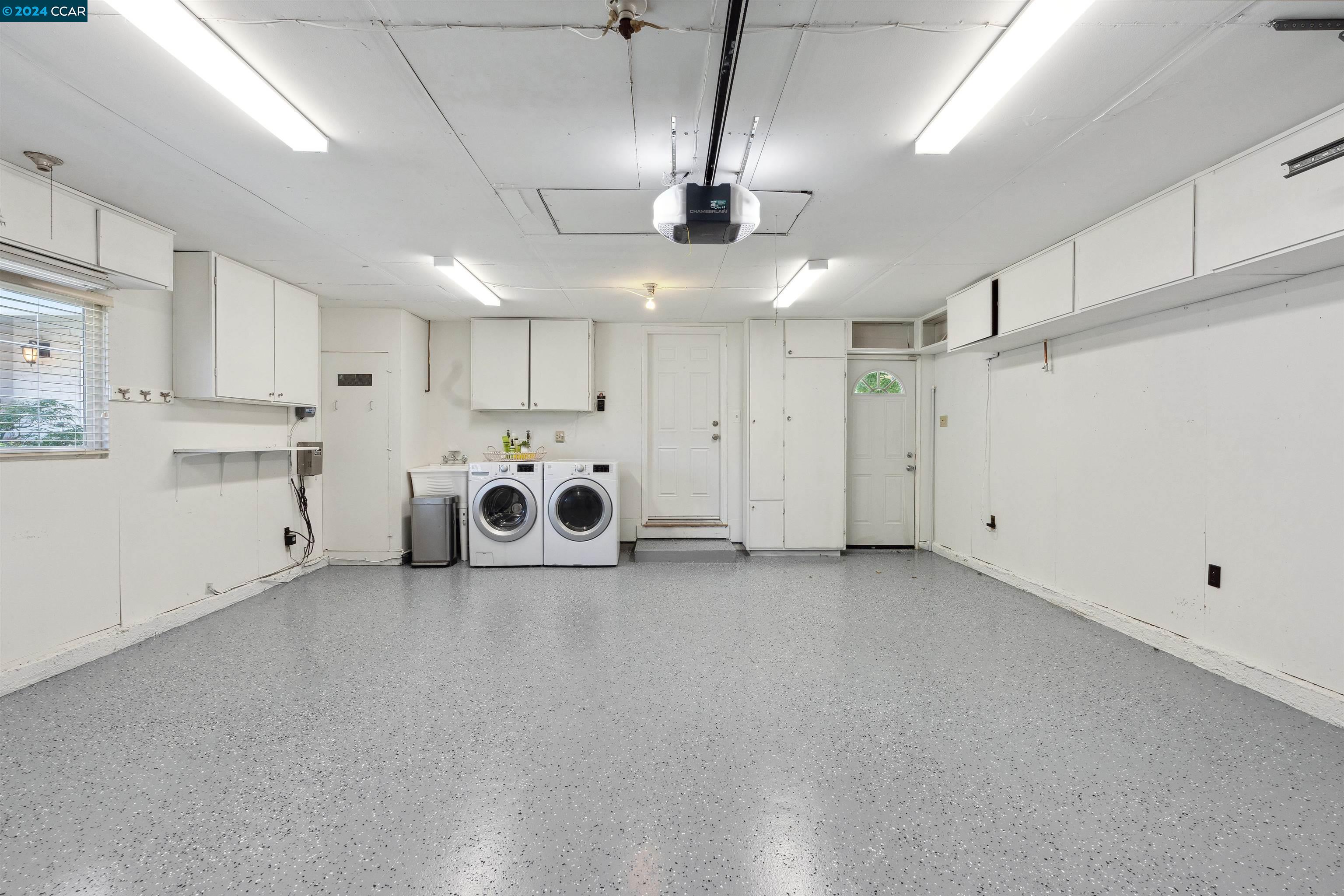 120 Pickering Pl