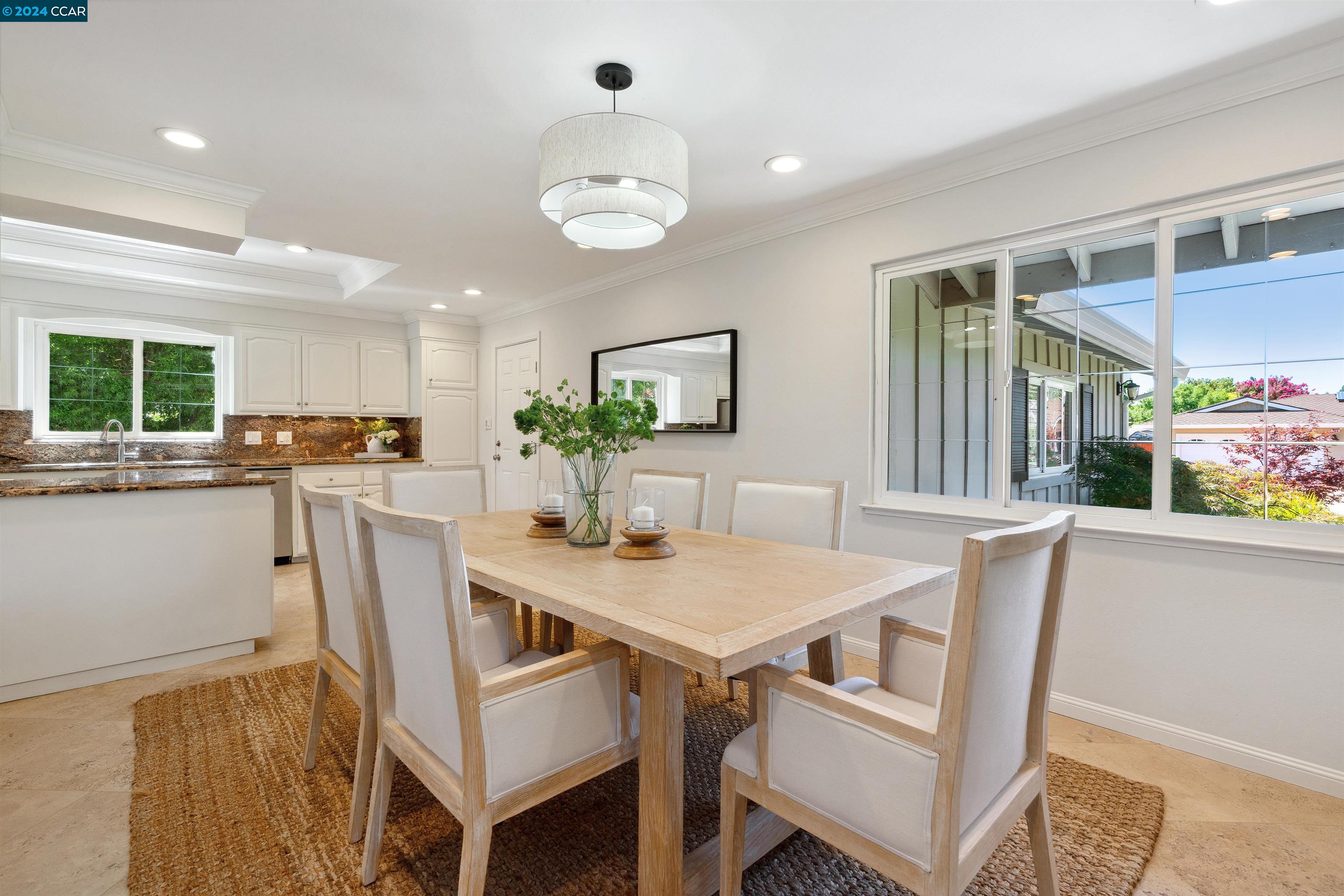 120 Pickering Pl