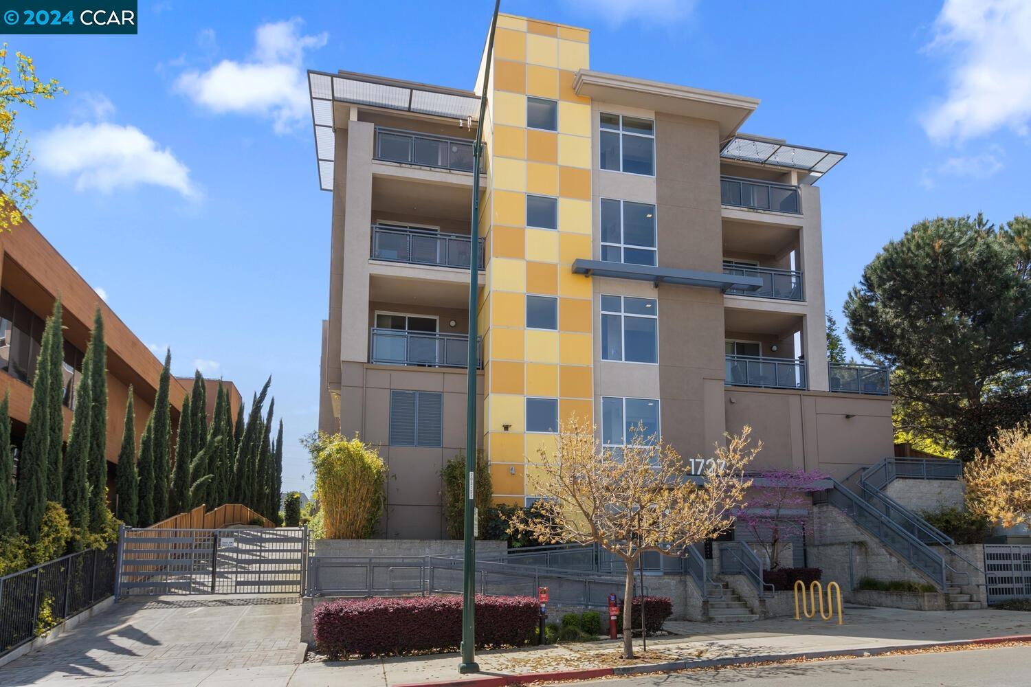 1727 Lacassie Ave # 5D