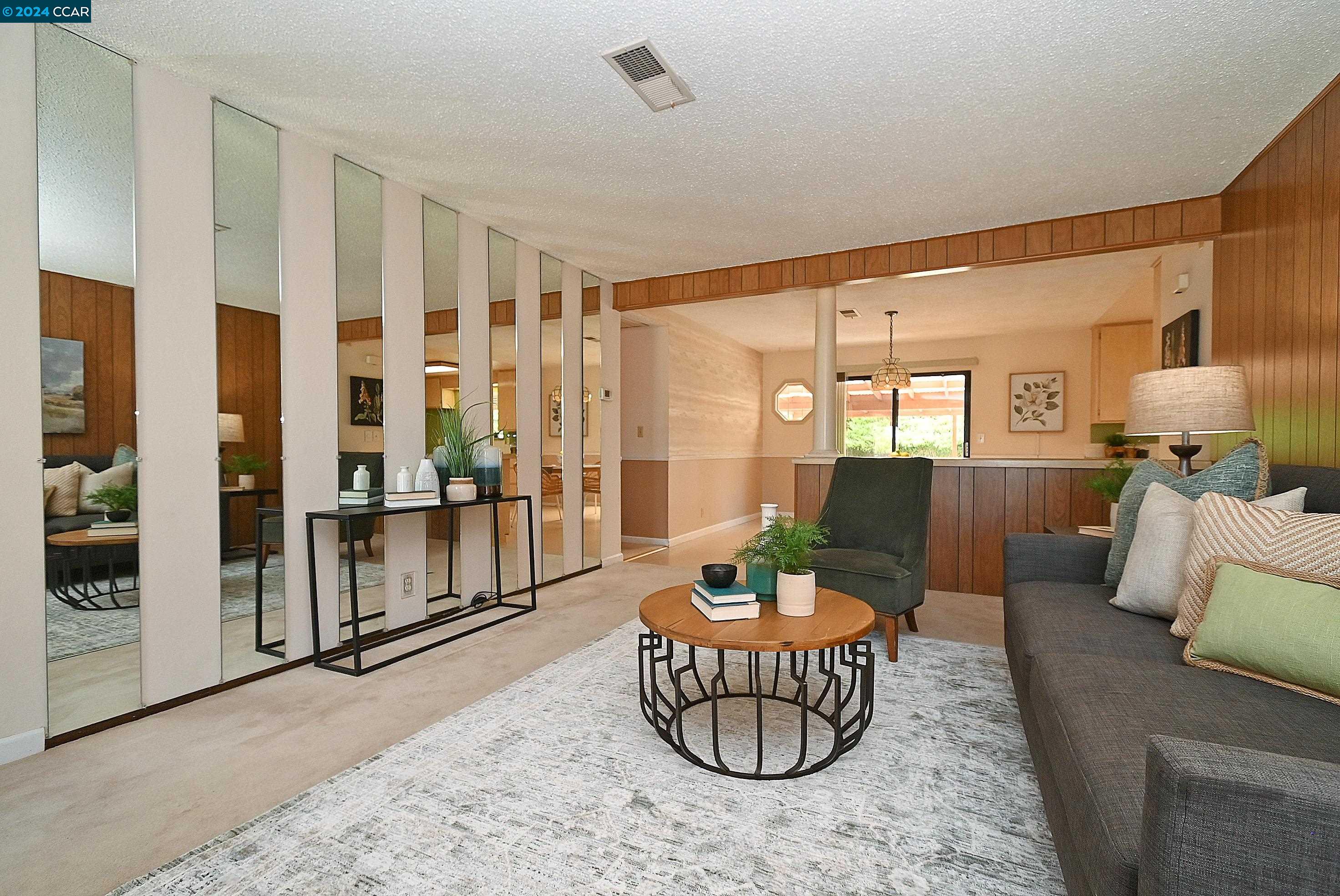 1325 CORONA PL