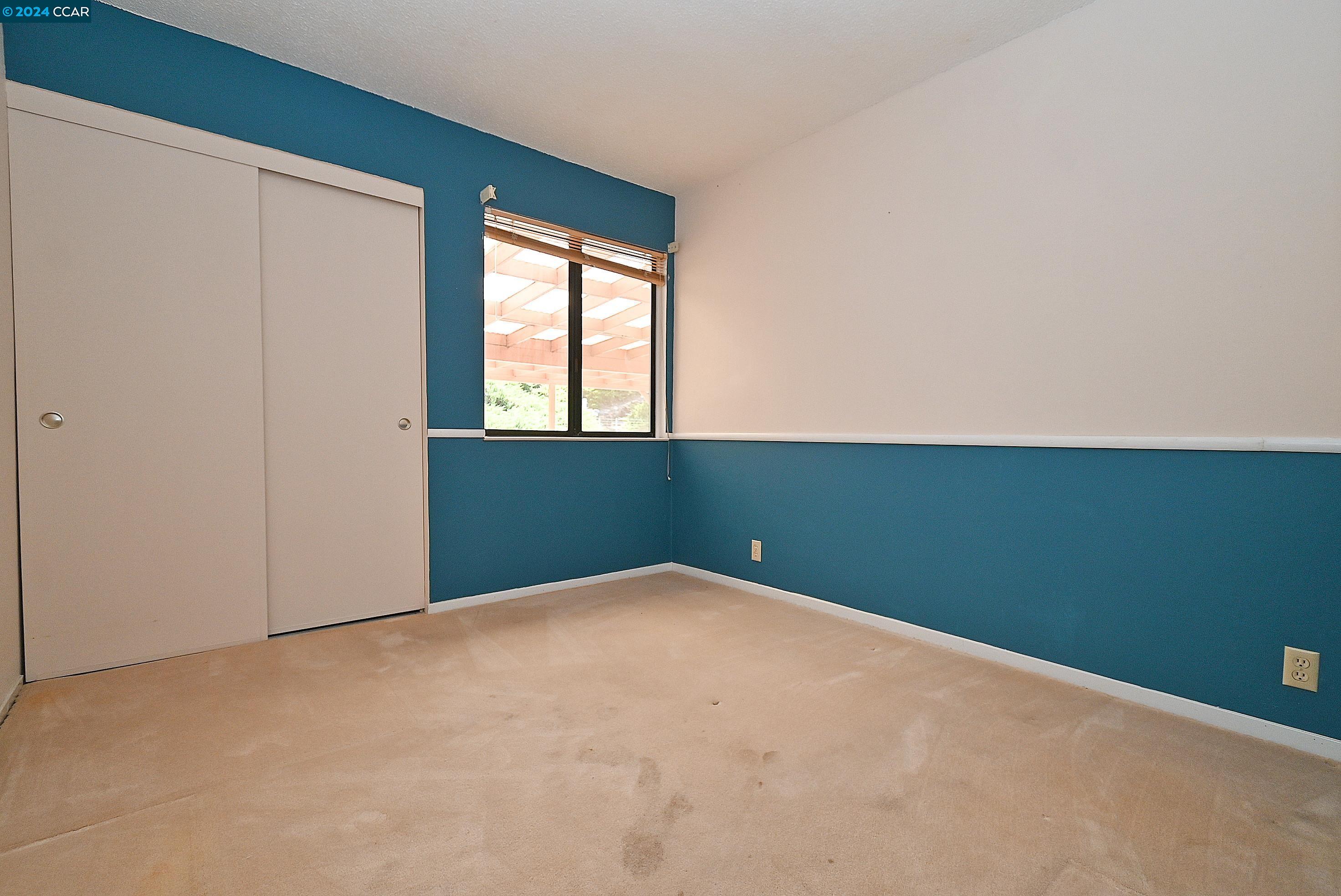 1325 CORONA PL
