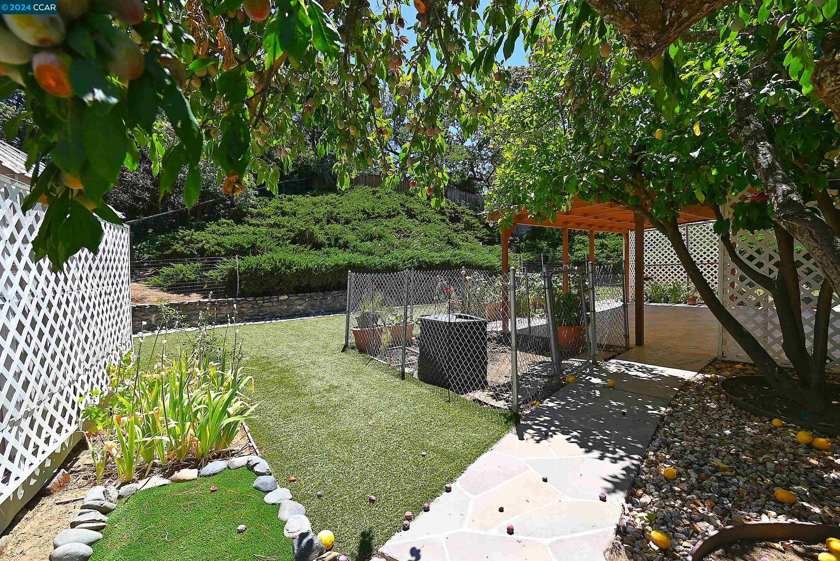 1325 CORONA PL