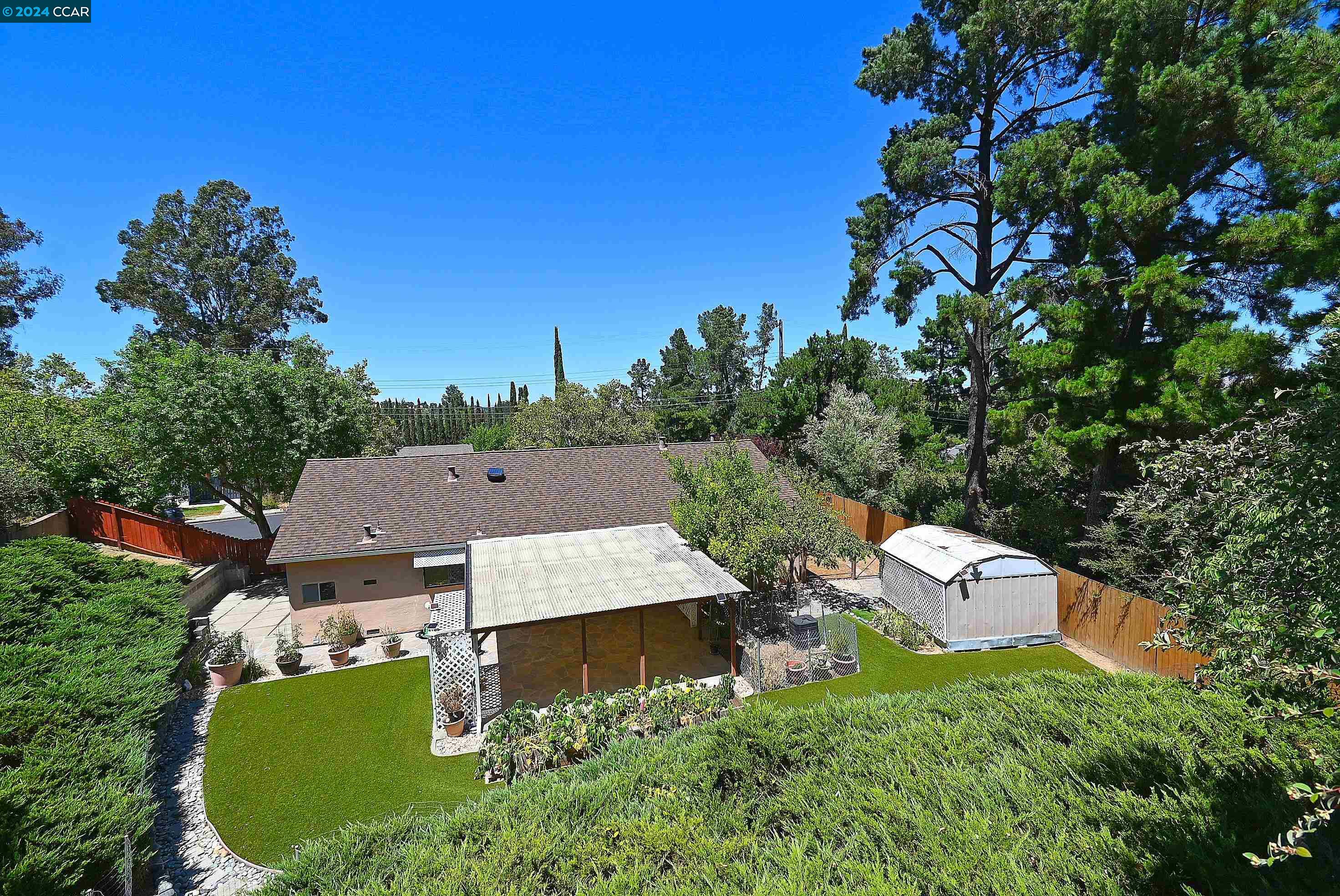 1325 CORONA PL