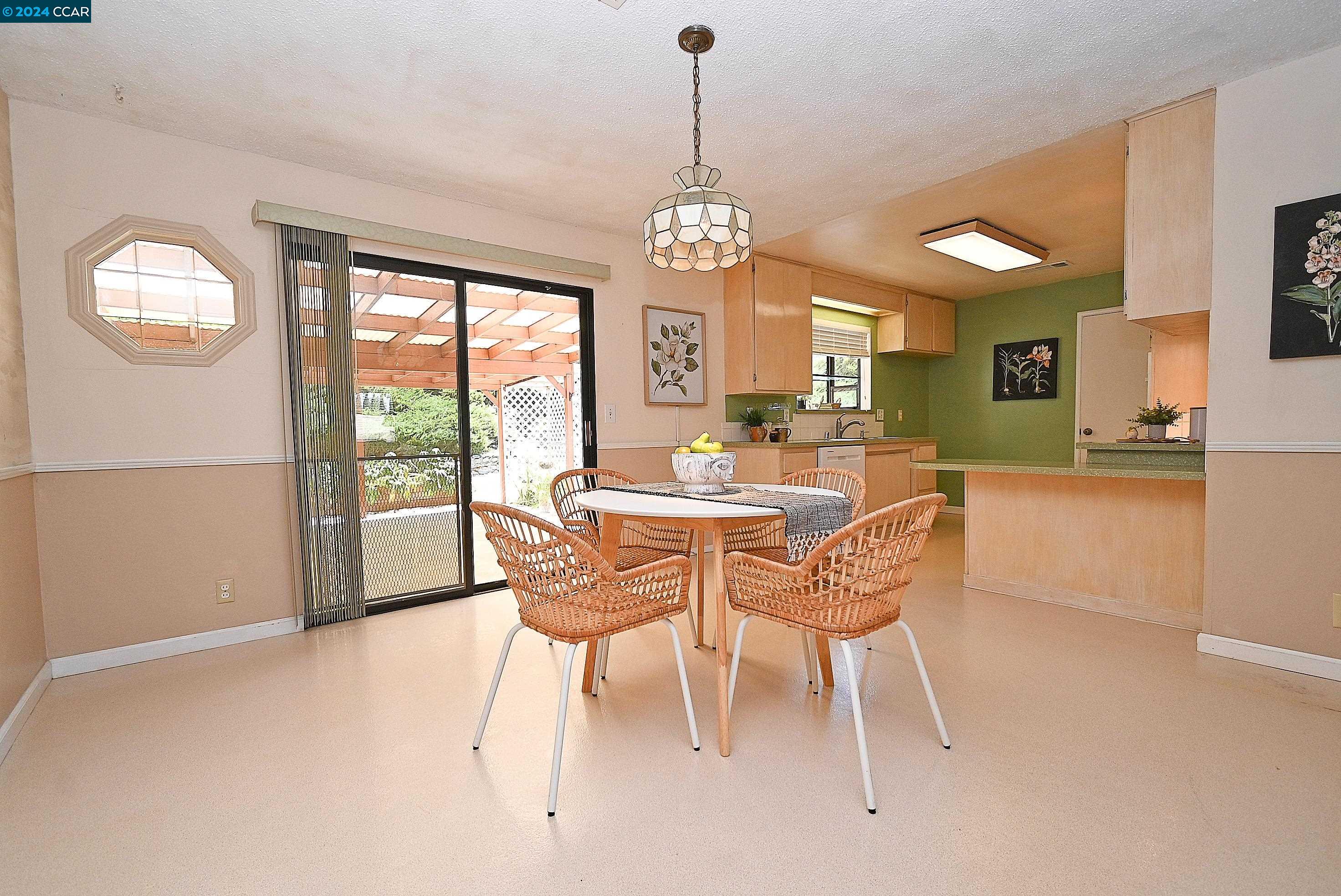 1325 CORONA PL