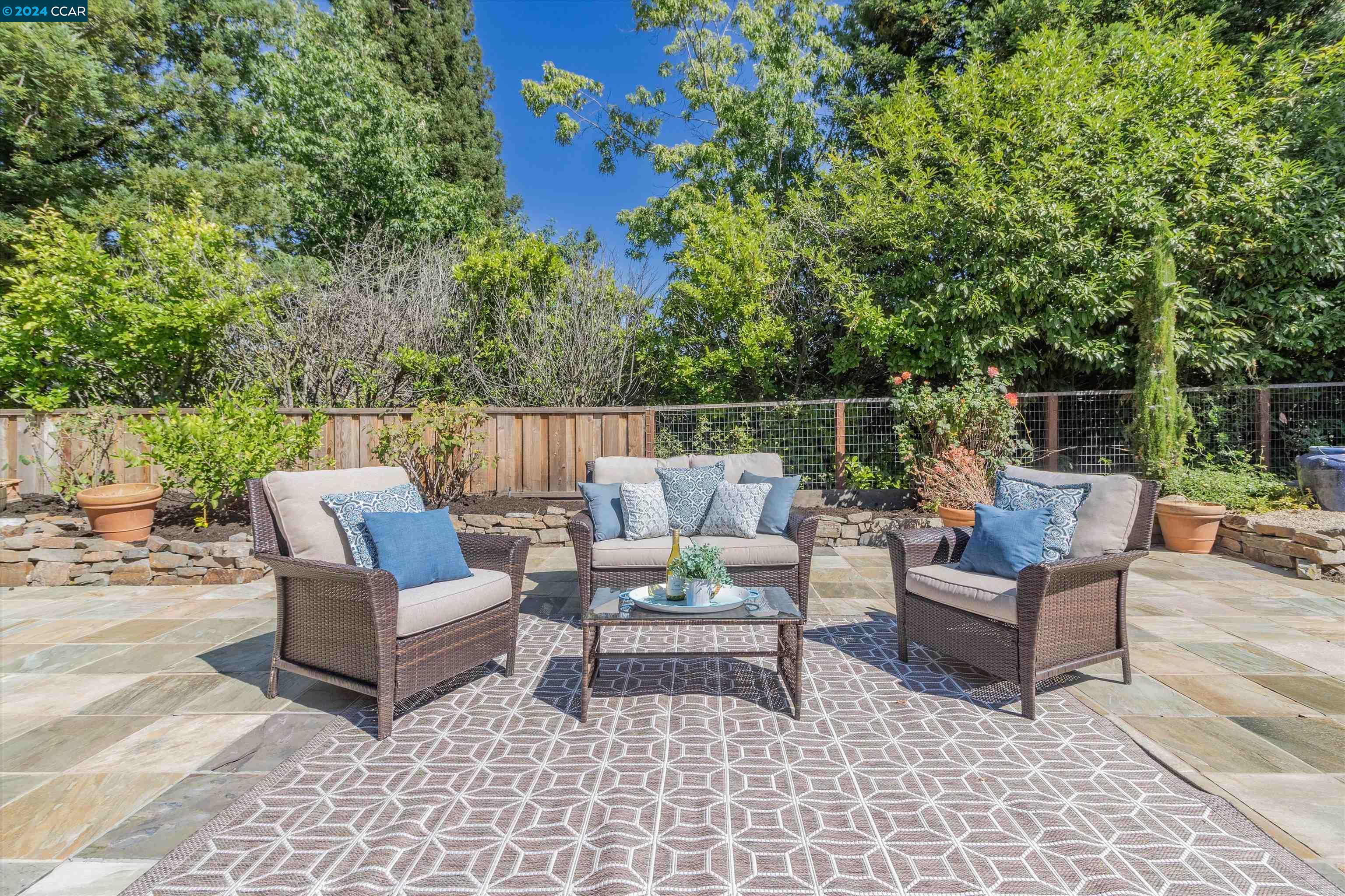 3 Peralta Ct