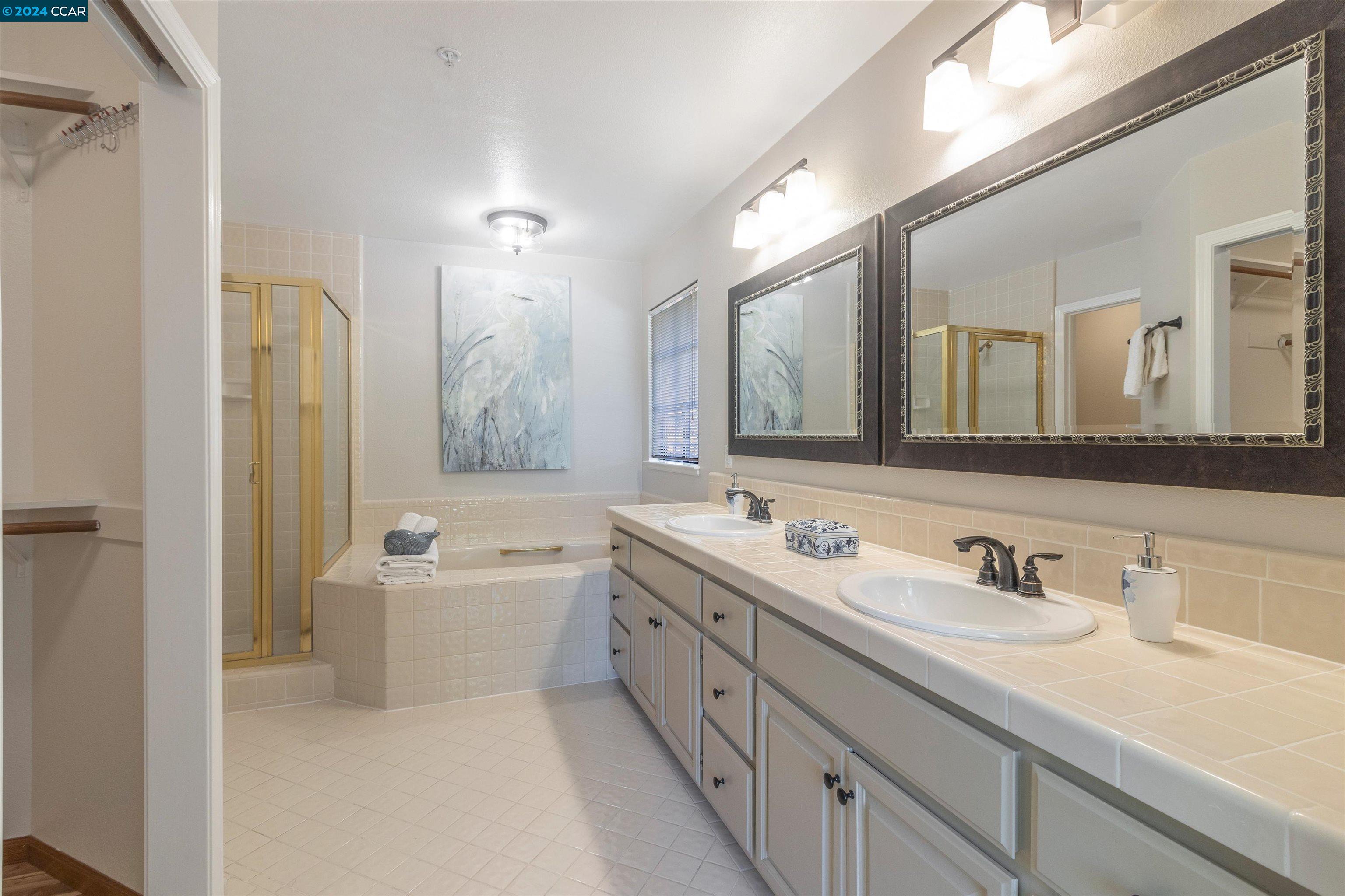 3 Peralta Ct