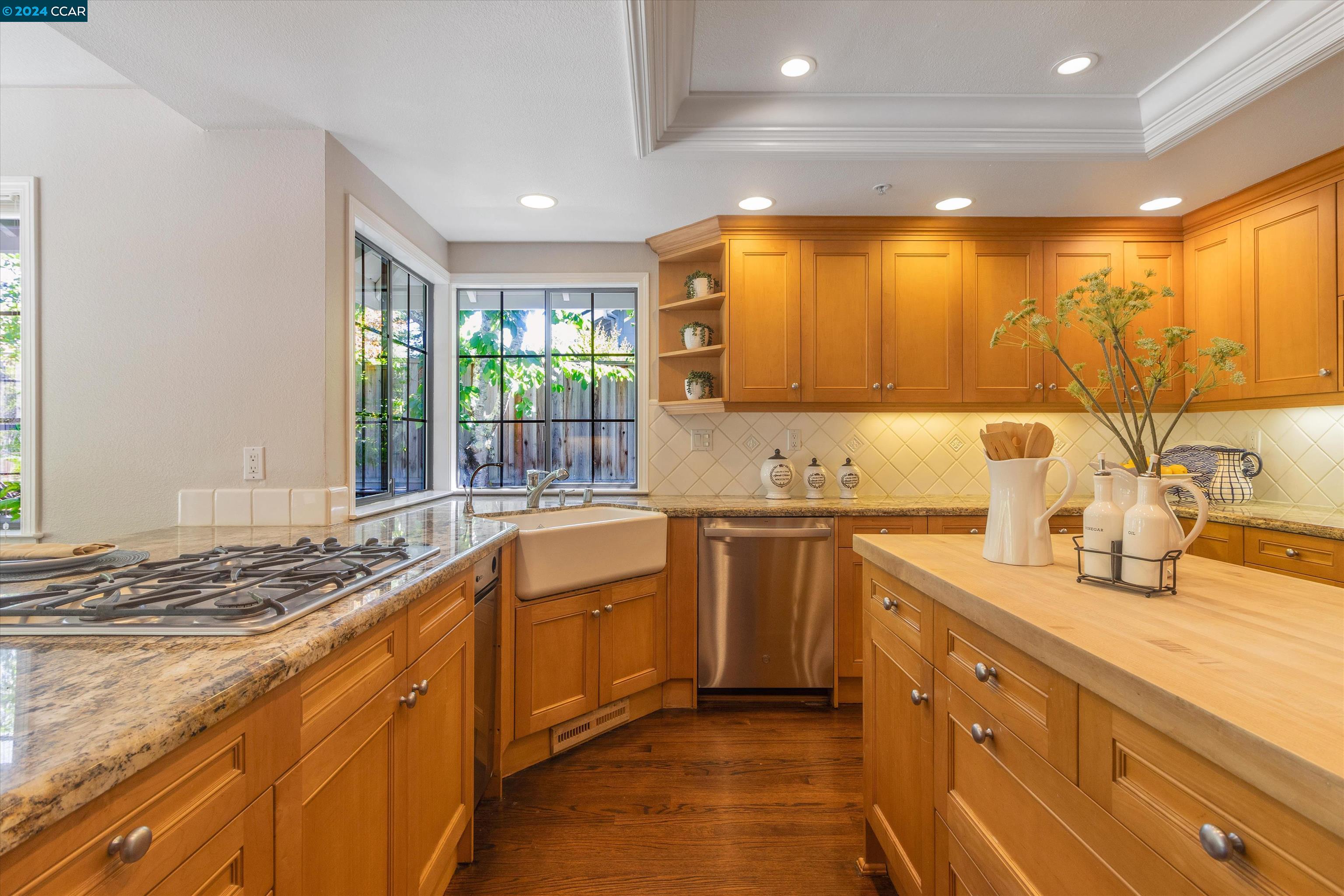 3 Peralta Ct