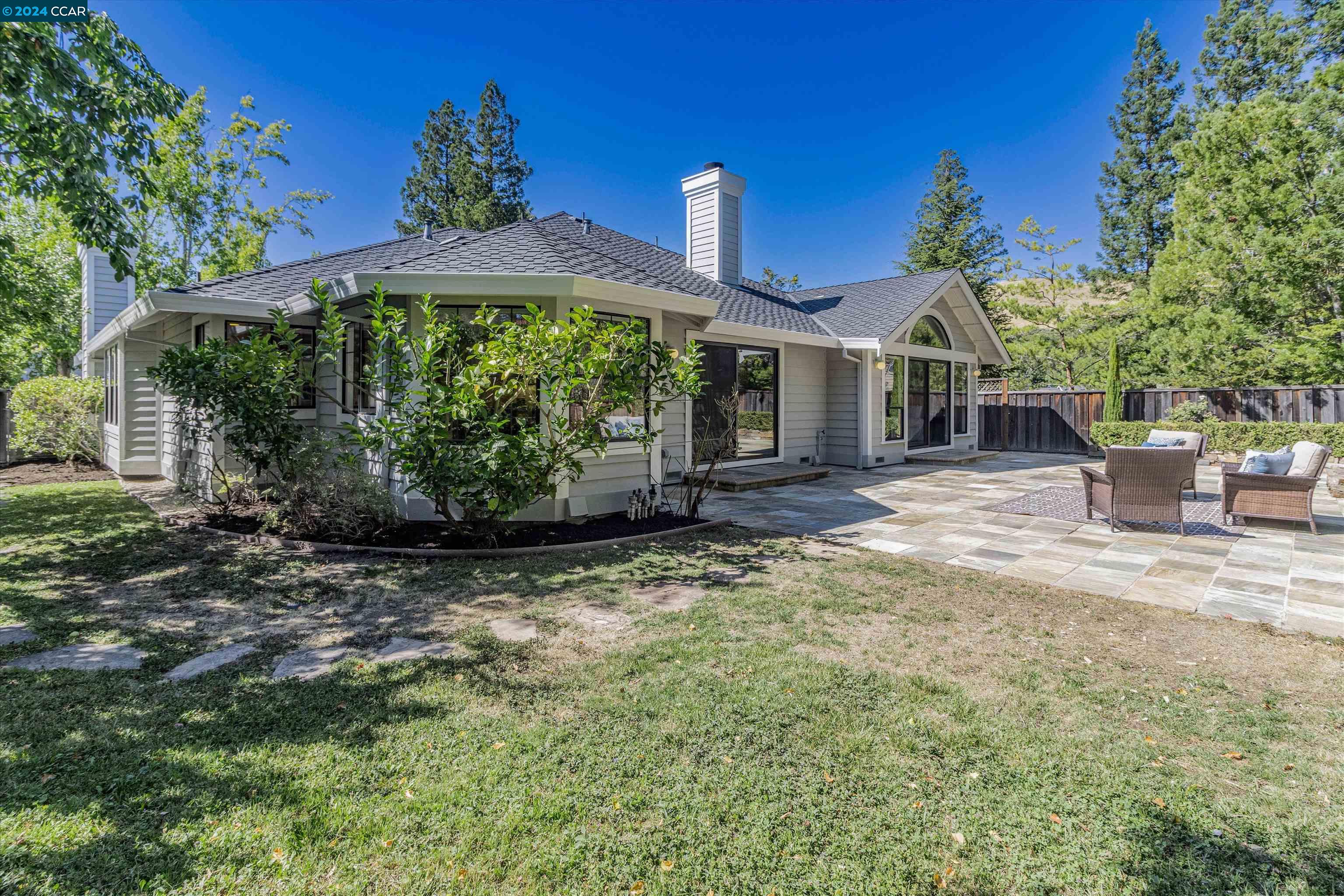 3 Peralta Ct