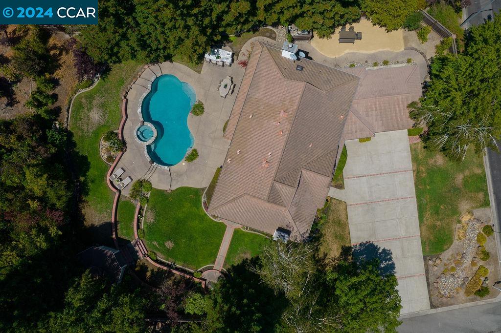 11 Blackwood Court