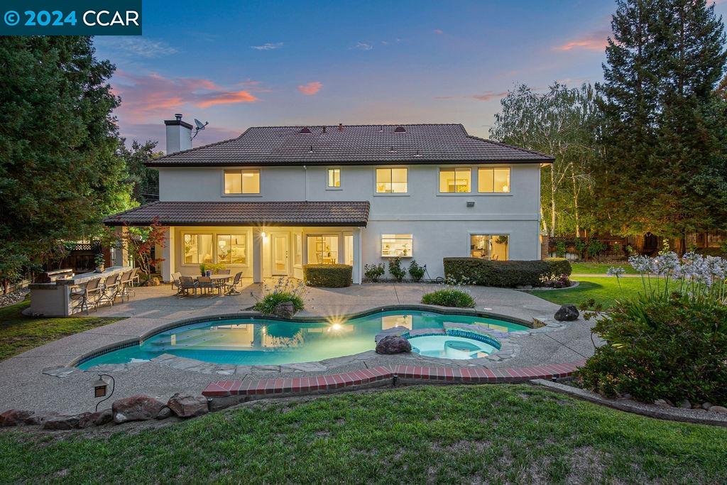 11 Blackwood Court